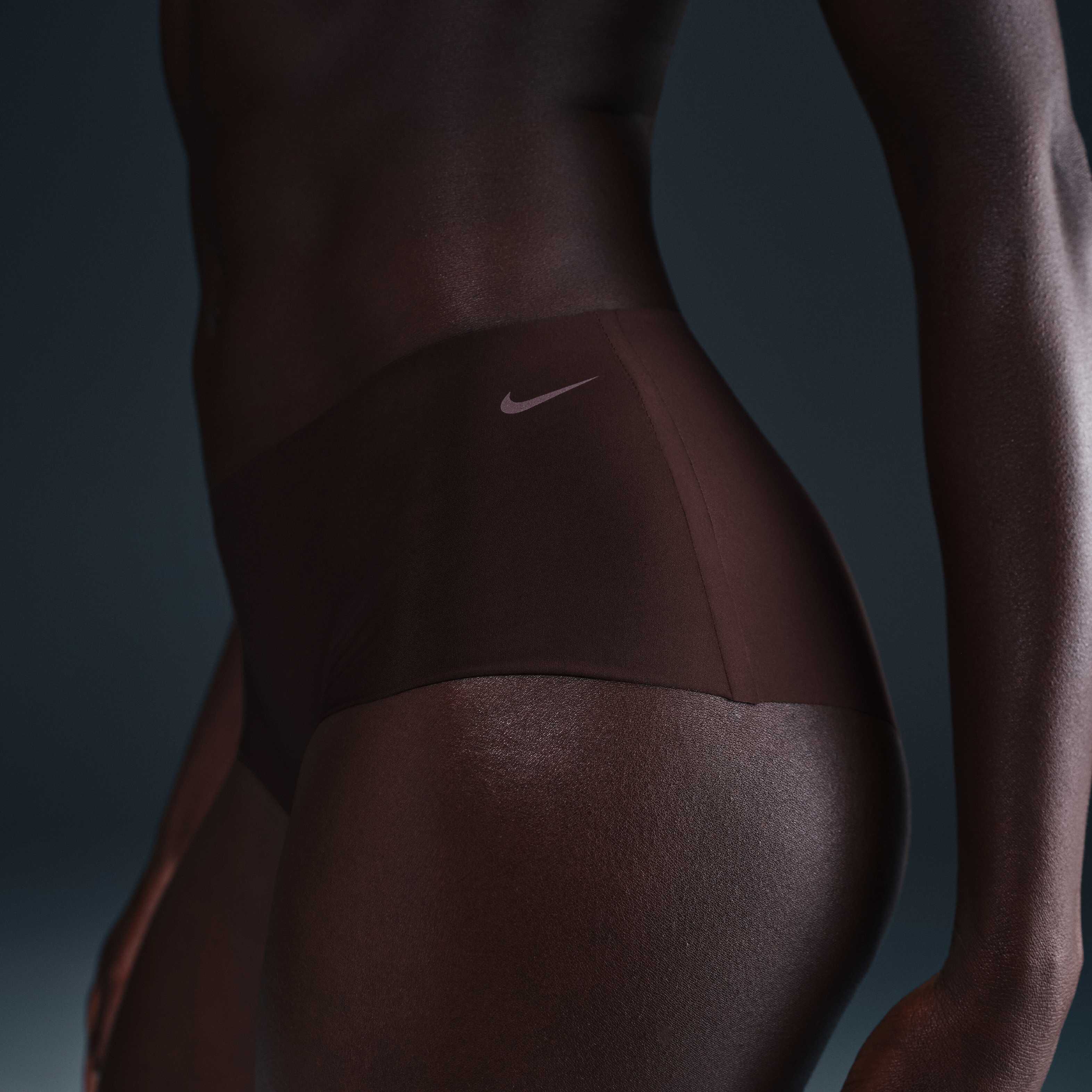 Nike Leak Protection: Period image number 2