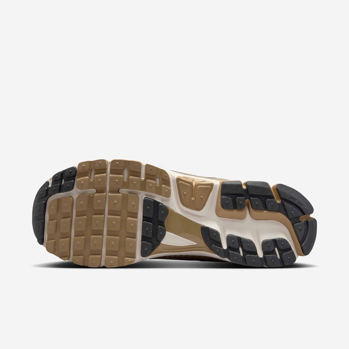 Nike Zoom Vomero 5 image number 1 Nike Zoom Vomero 5 image number 1