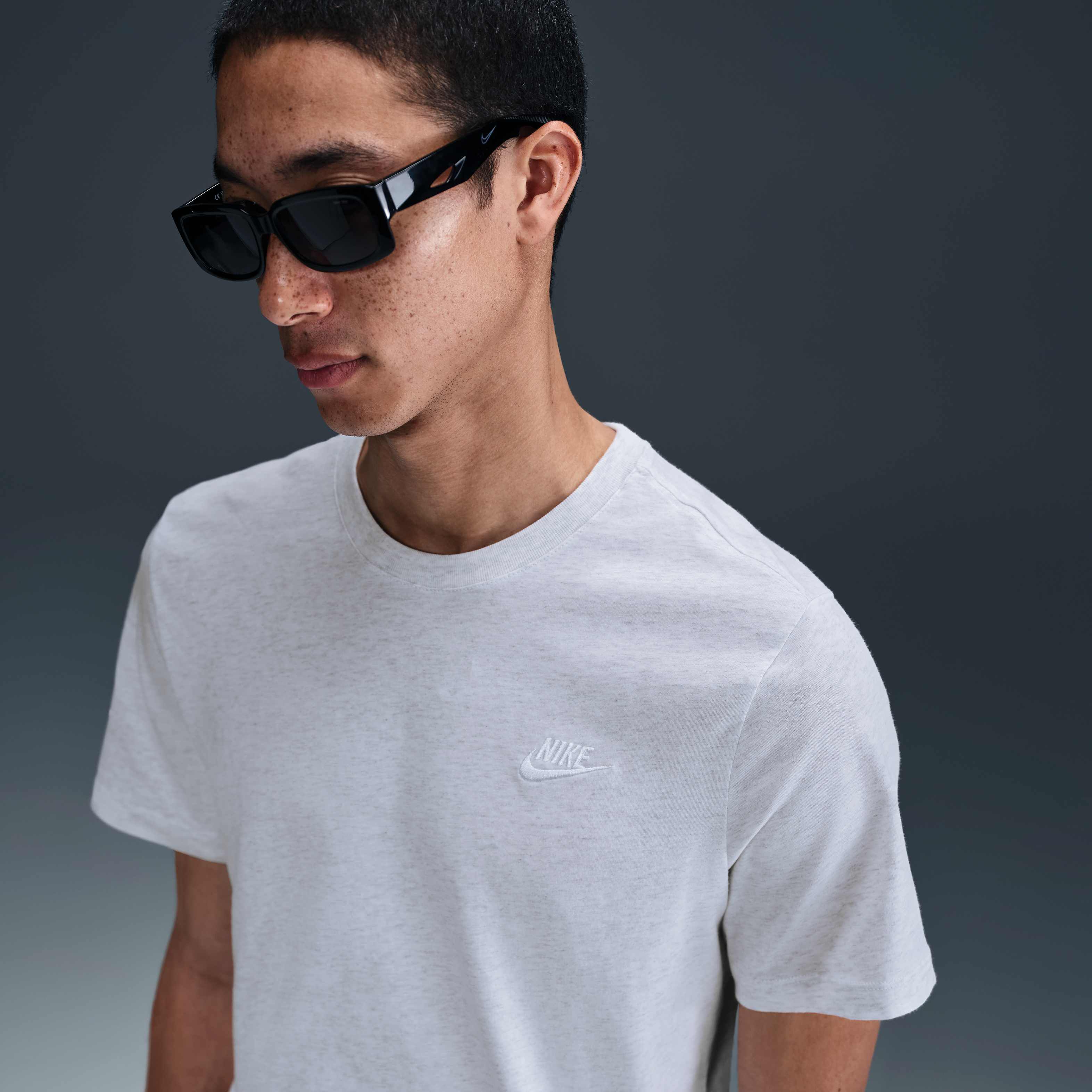 Nike Sportswear Club image number 0