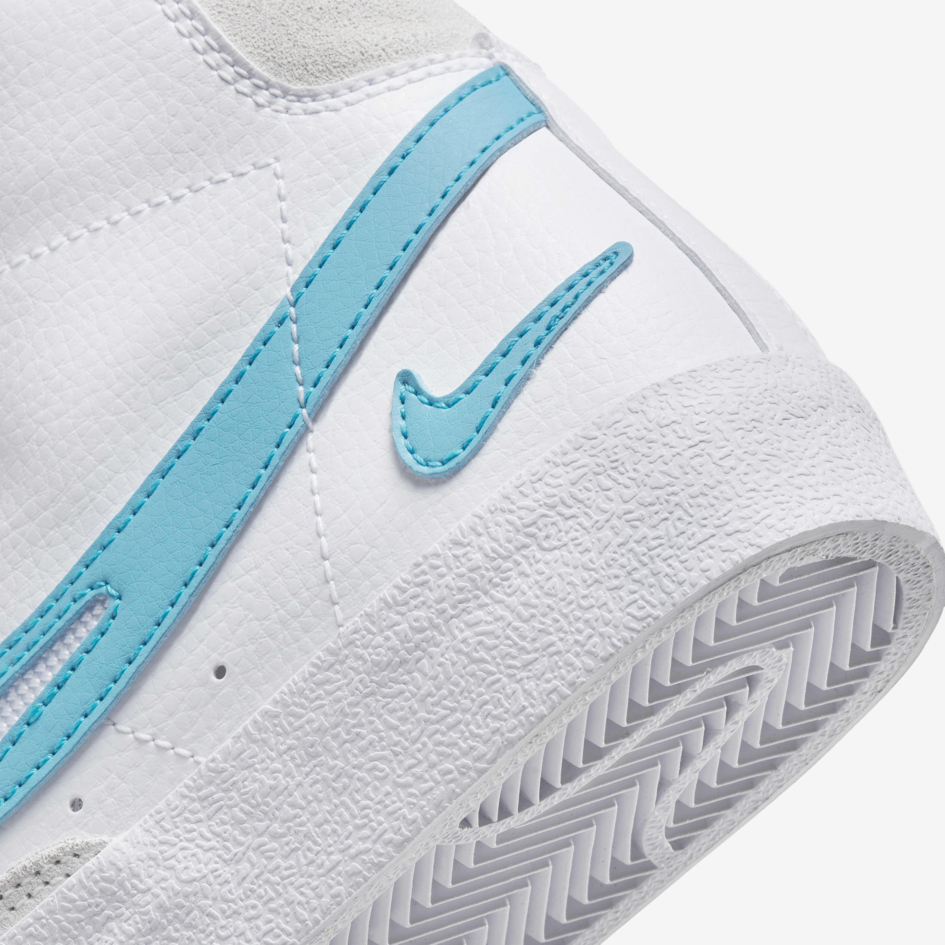 نايكي بليزر ميد image number 7