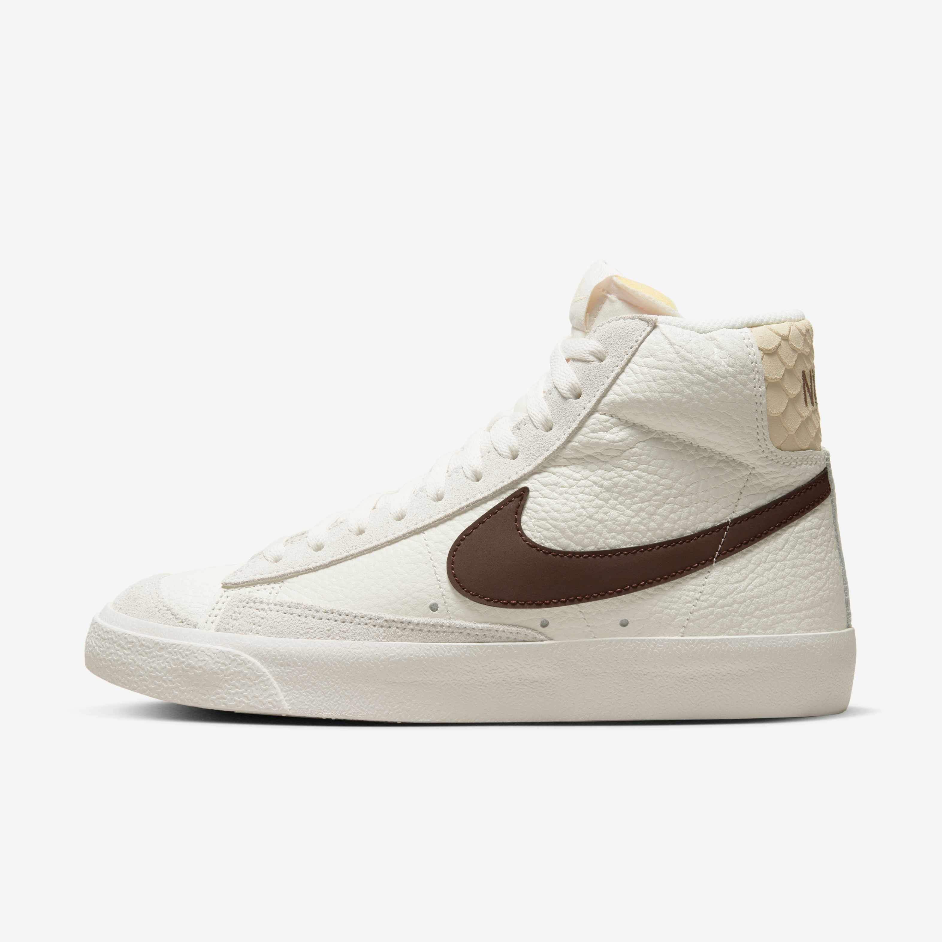 Nike Blazer Mid '77 image number 0