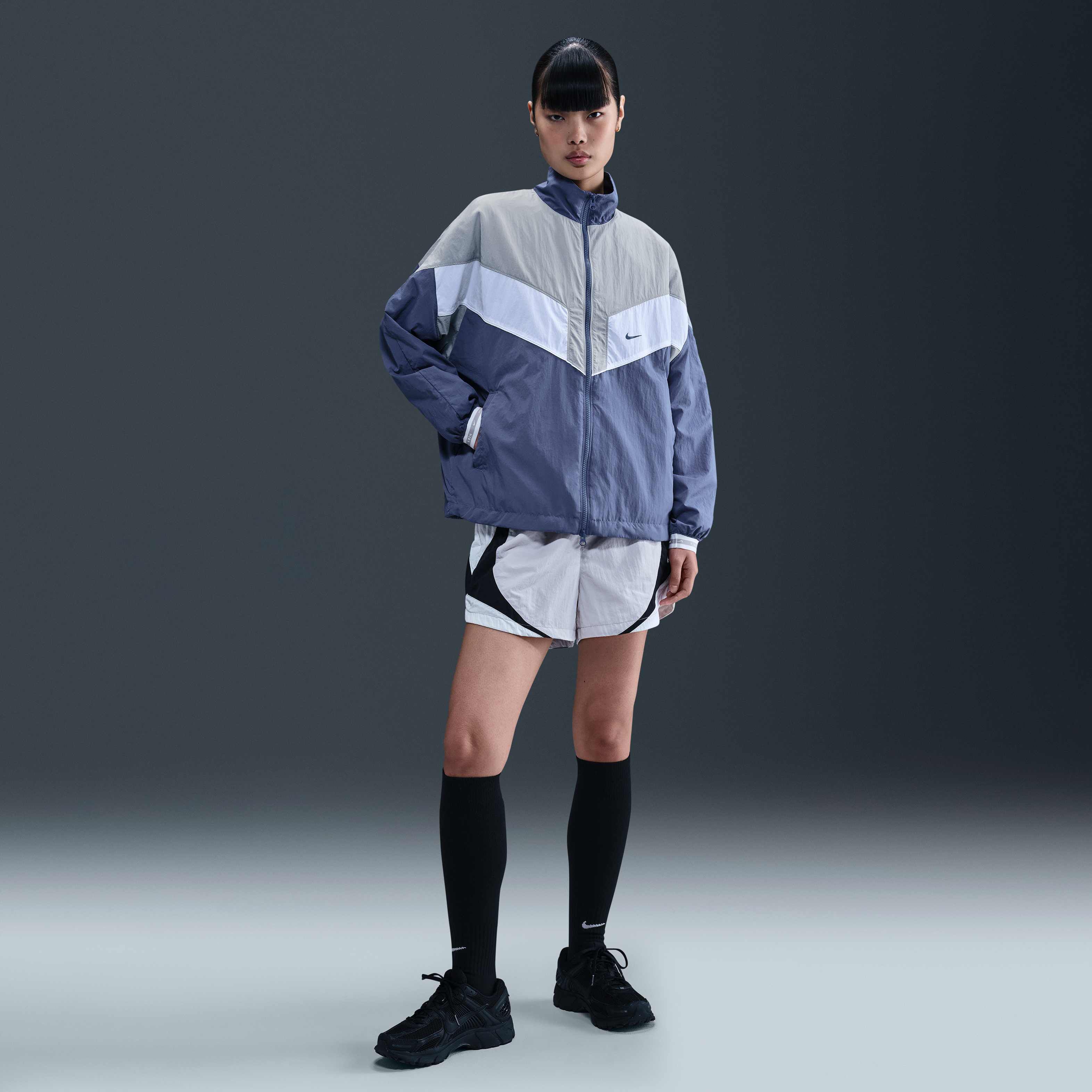 نايكي سبورتسوير image number 3