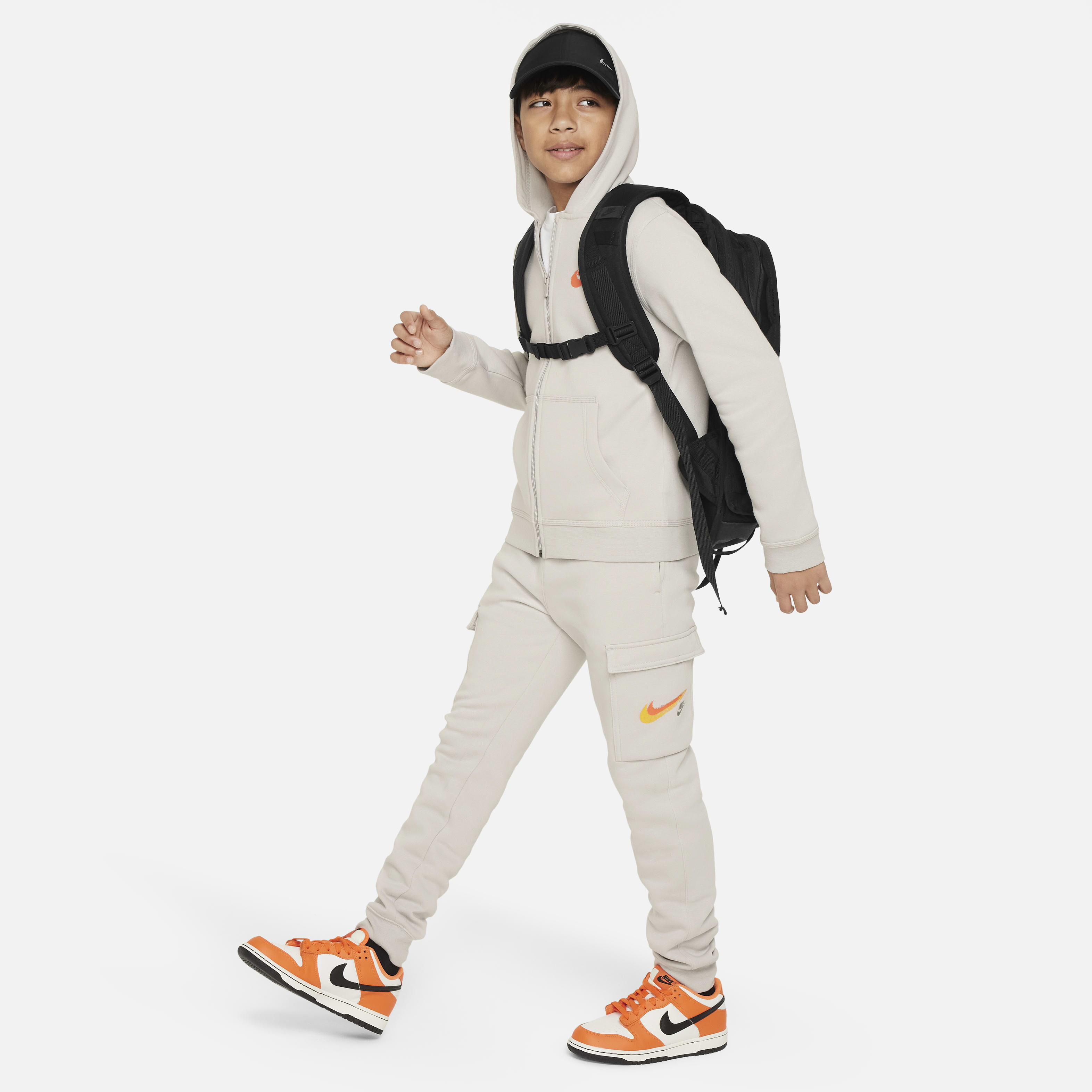 نايكي سبورتسوير image number 5