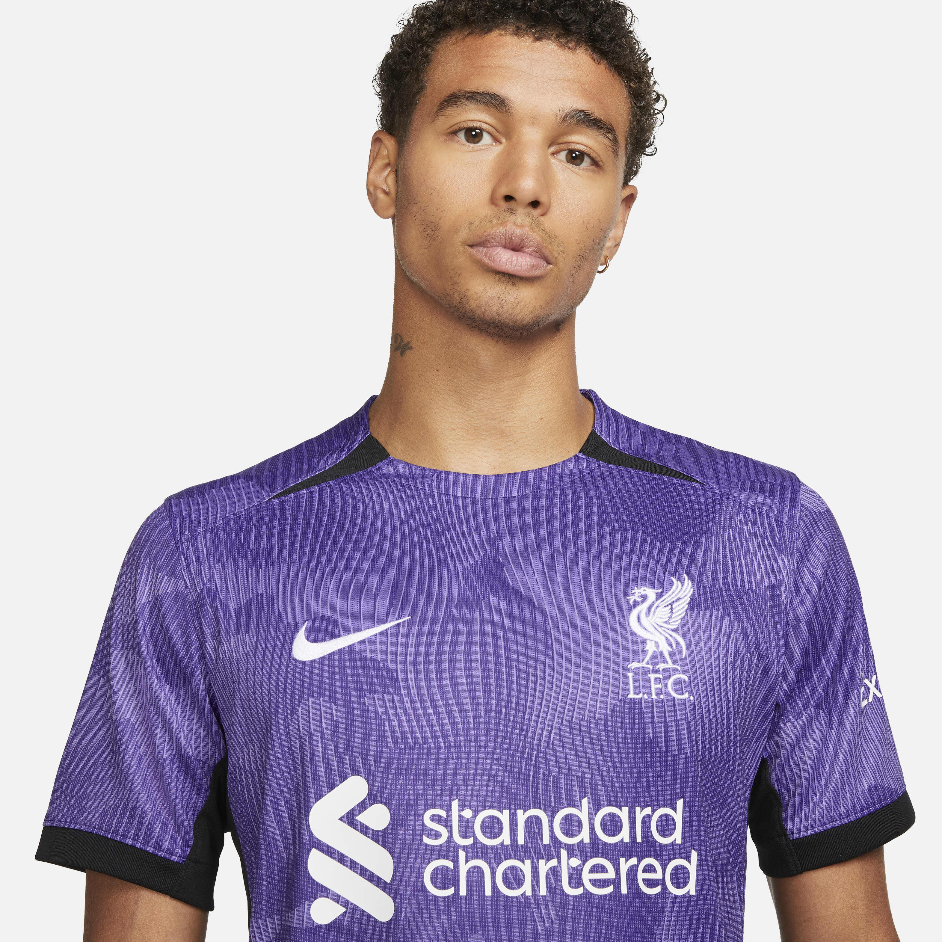 ليفربول F.C. 2023/24 ستديوم ثيرد image number 2