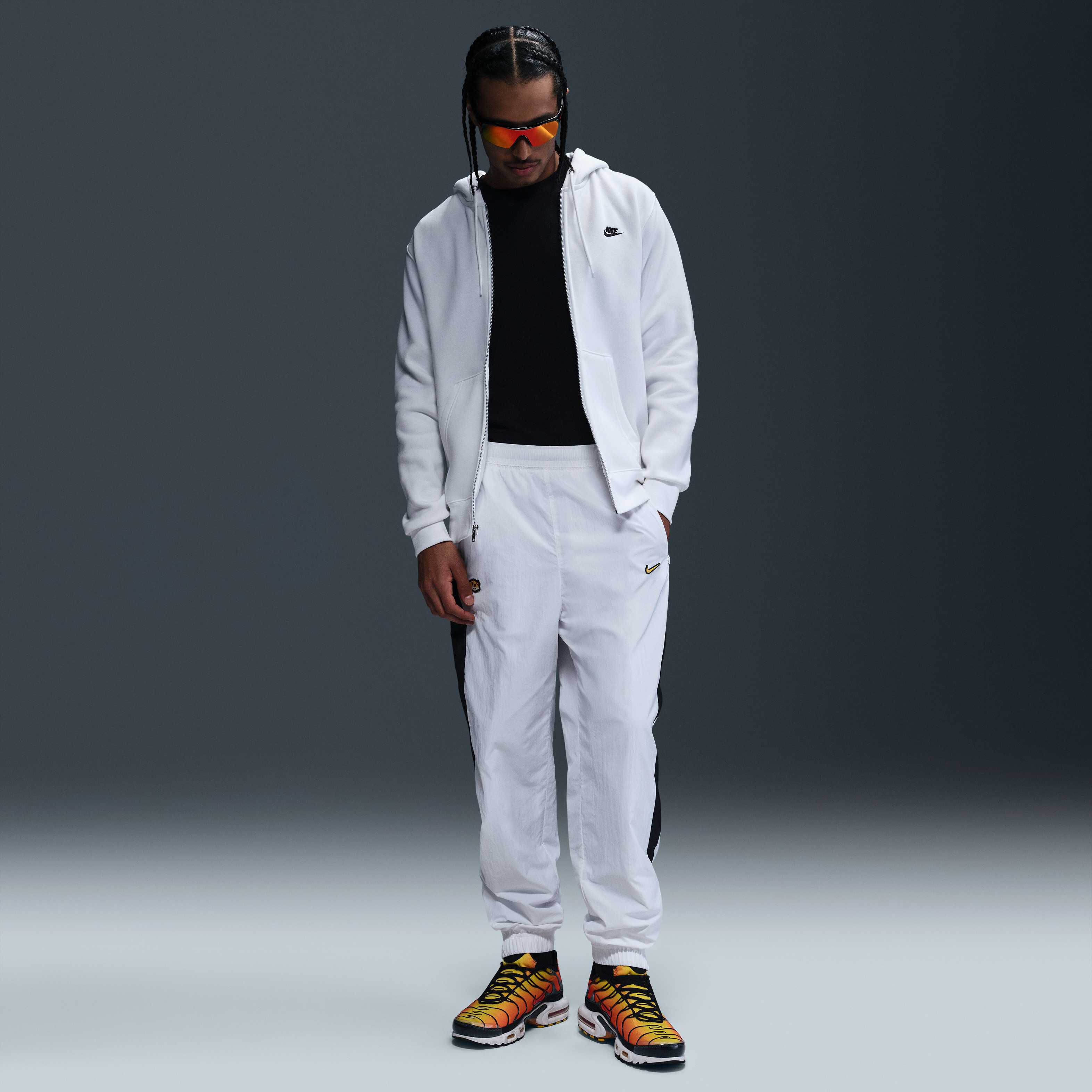 نايكي كلوب image number 3