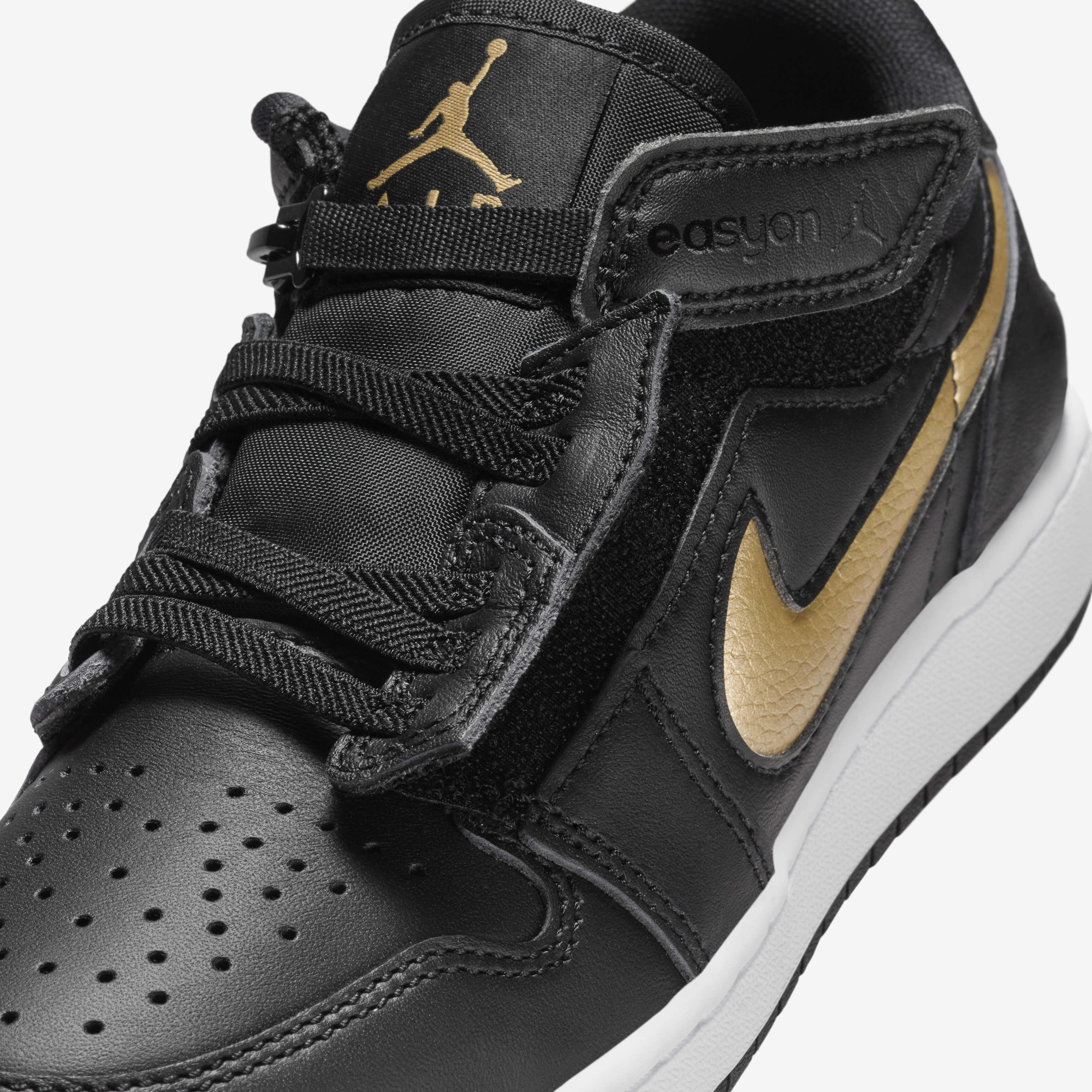 Buy Air Jordan 1 Low FlyEase Older Kids Shoes Nike Qatar Official