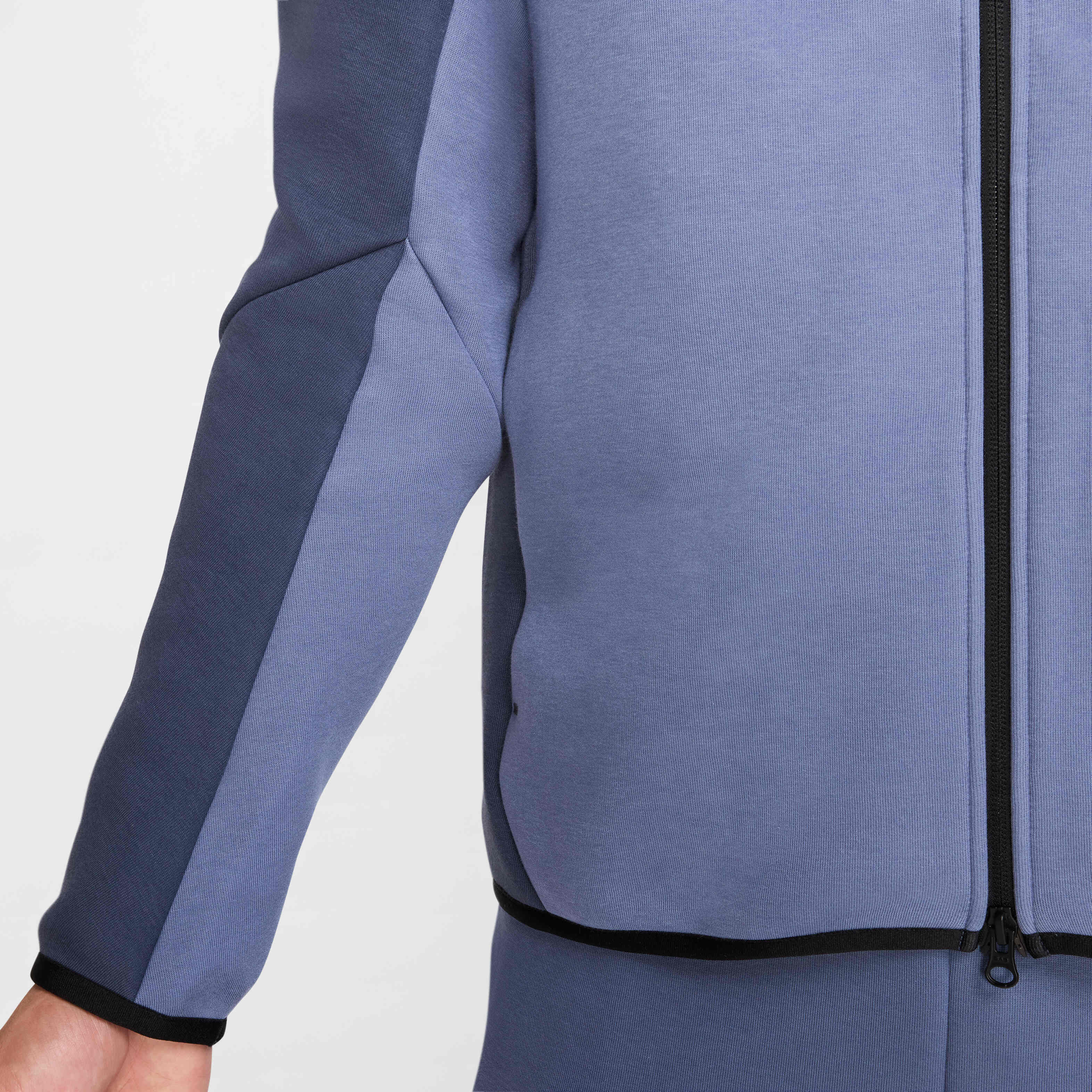 نايكي تك image number 6