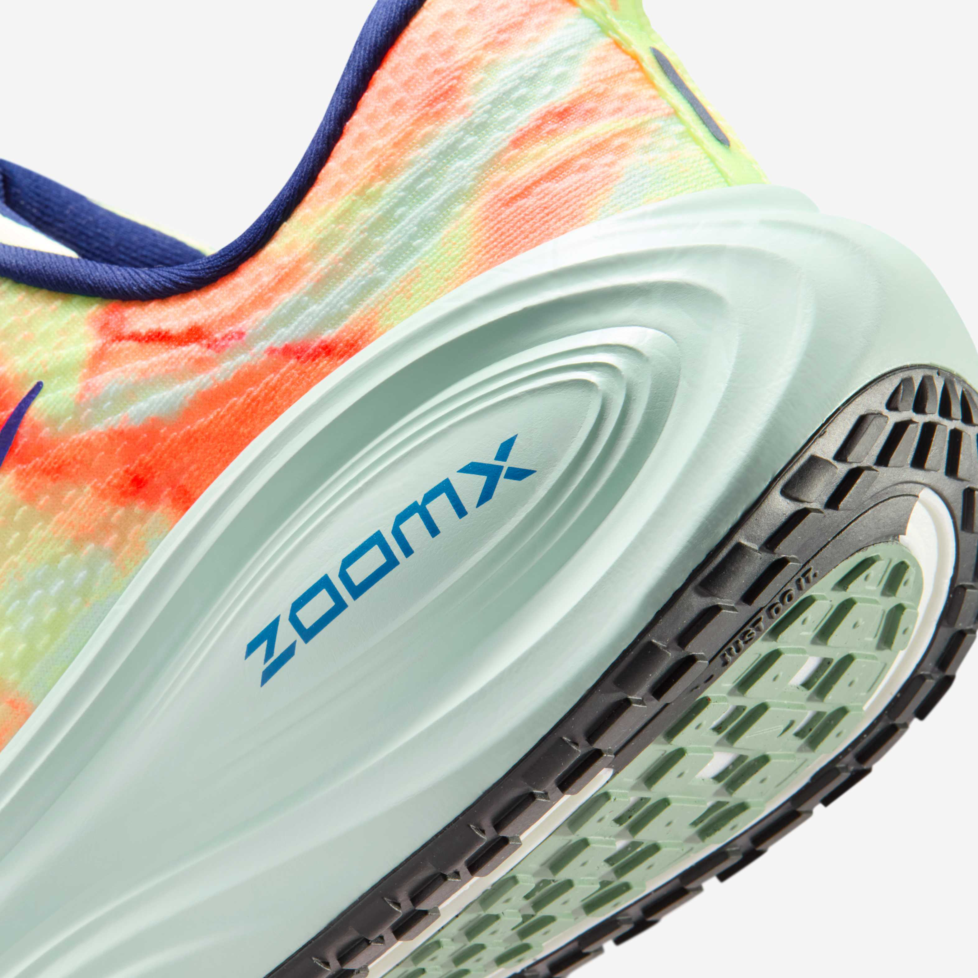 Nike Vomero Plus image number 7