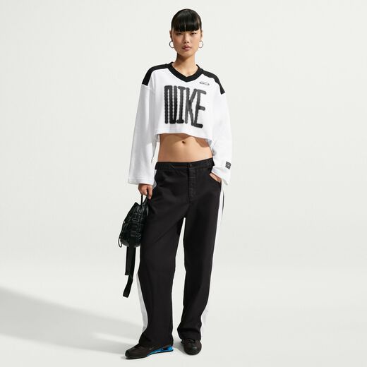 New In Women's Tops & T-Shirts-Nike, Nike Sportswear, Women's Oversized Long-Sleeve Cropped Jersey