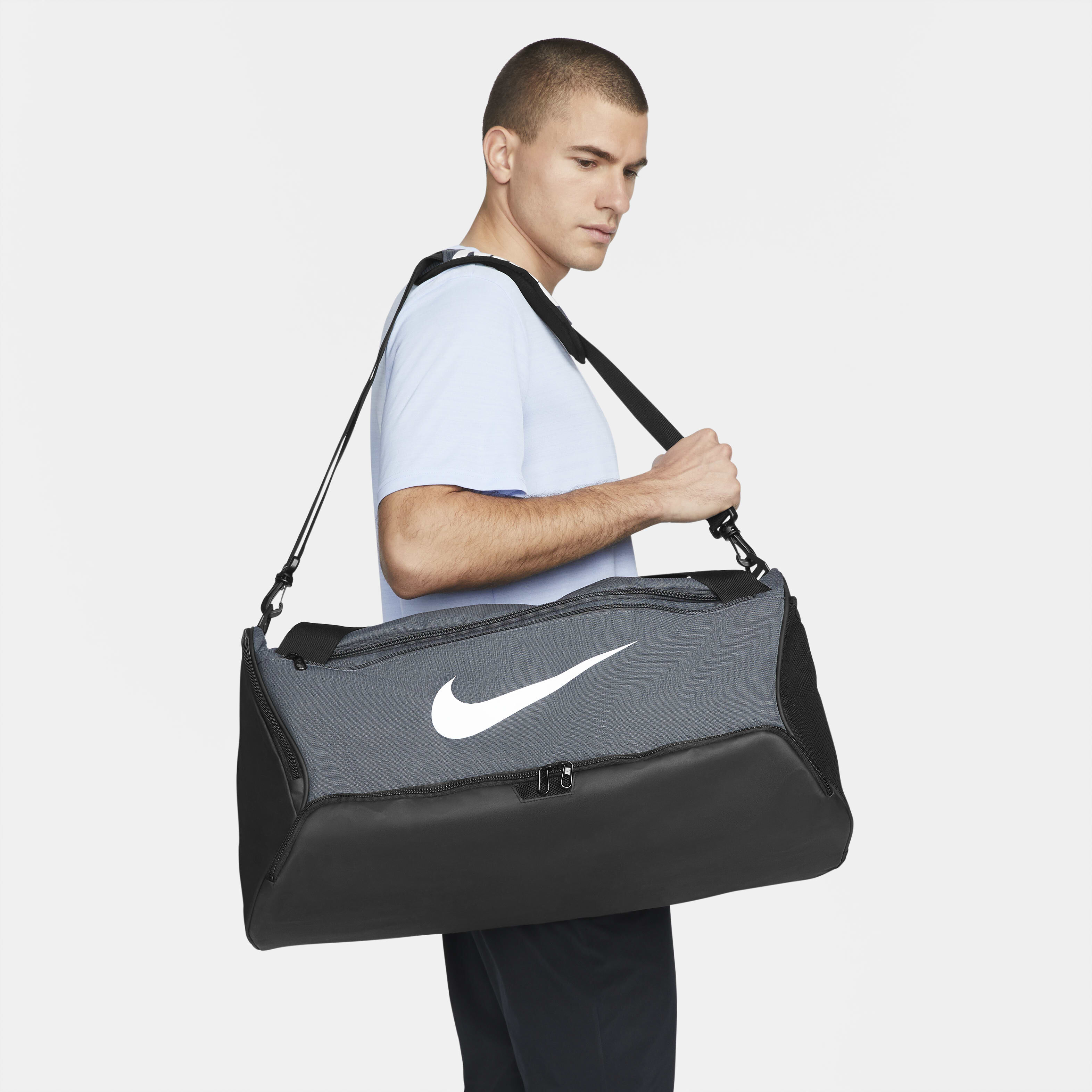 Nike training equipment top