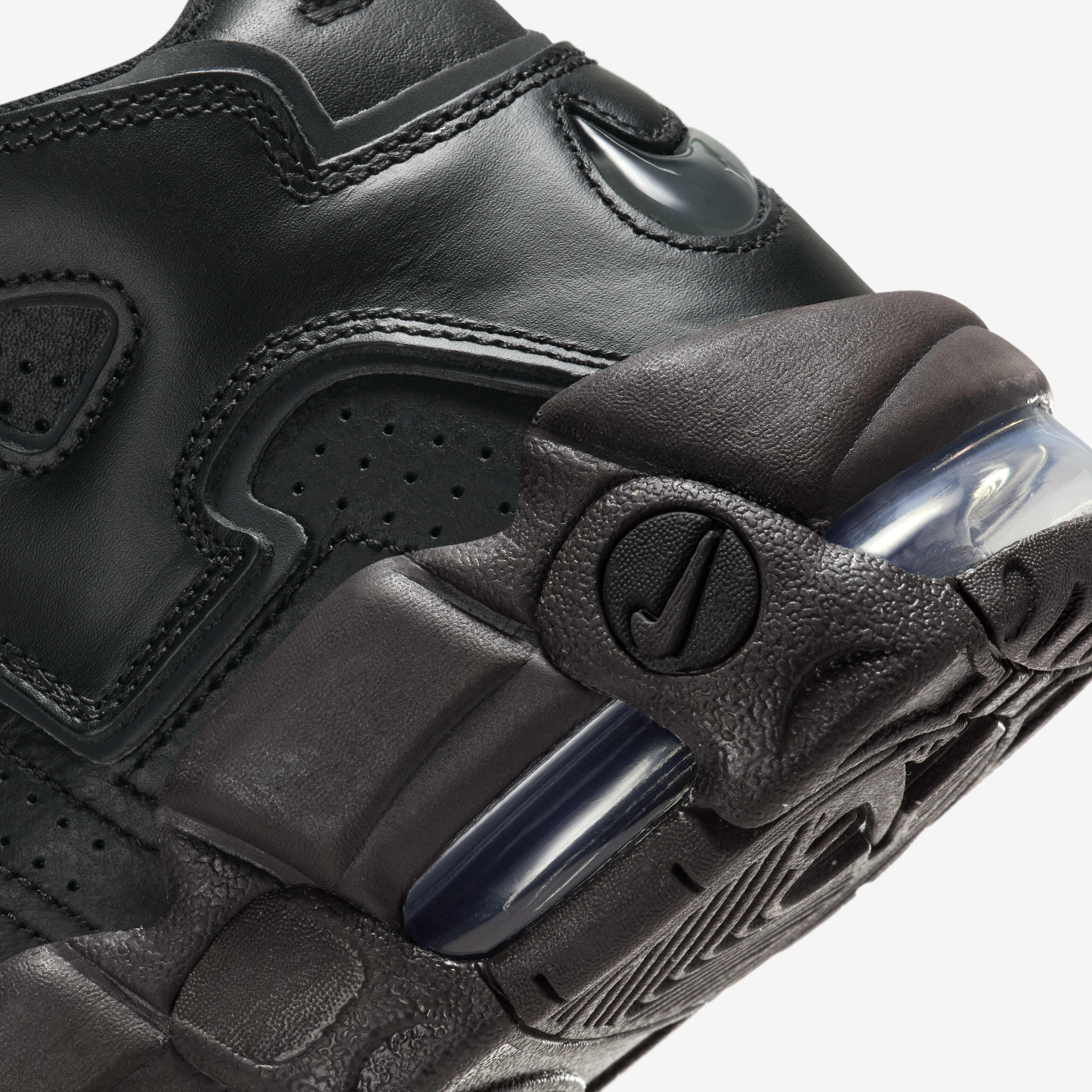 Nike Air More Uptempo image number 7