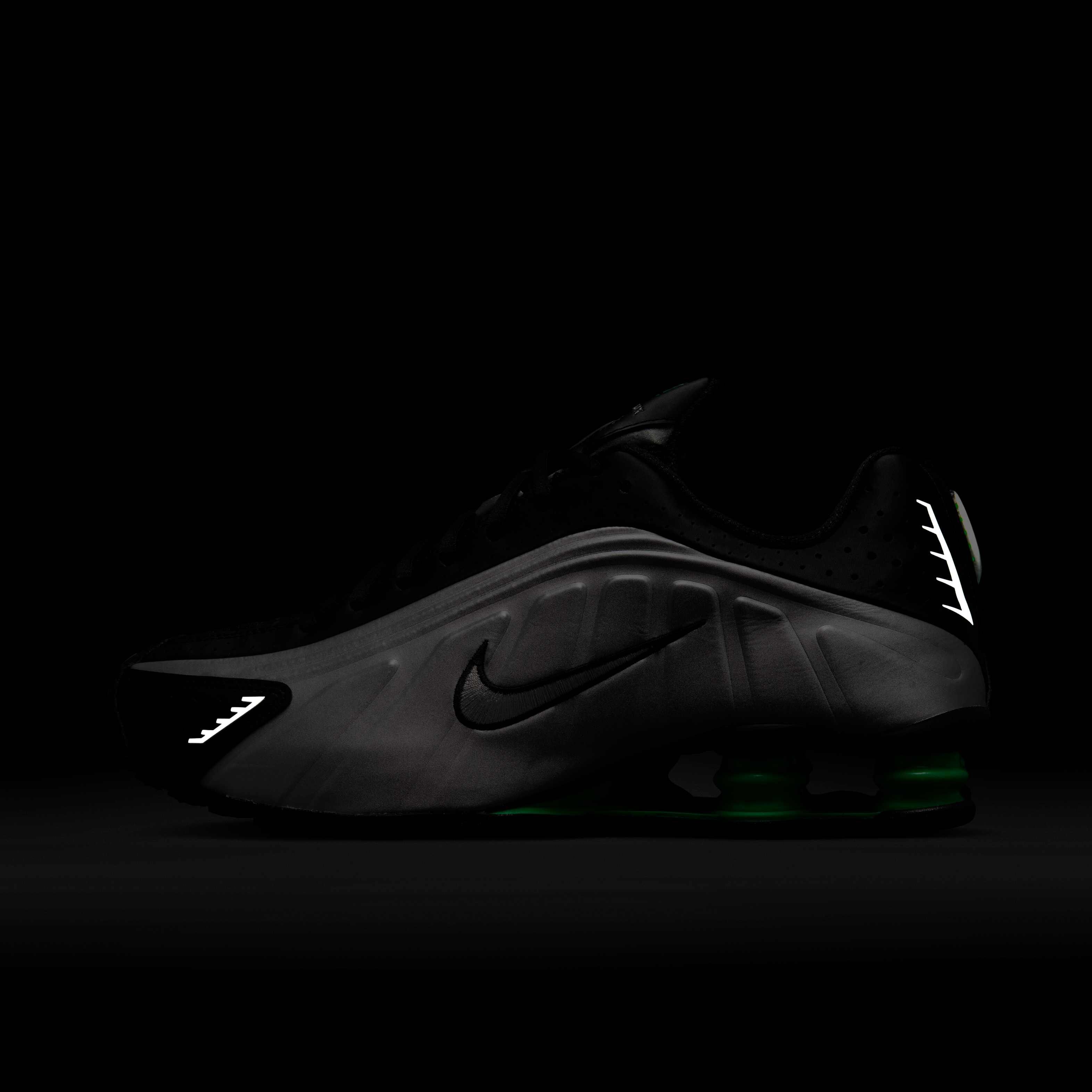 Nike Shox R4 image number 10