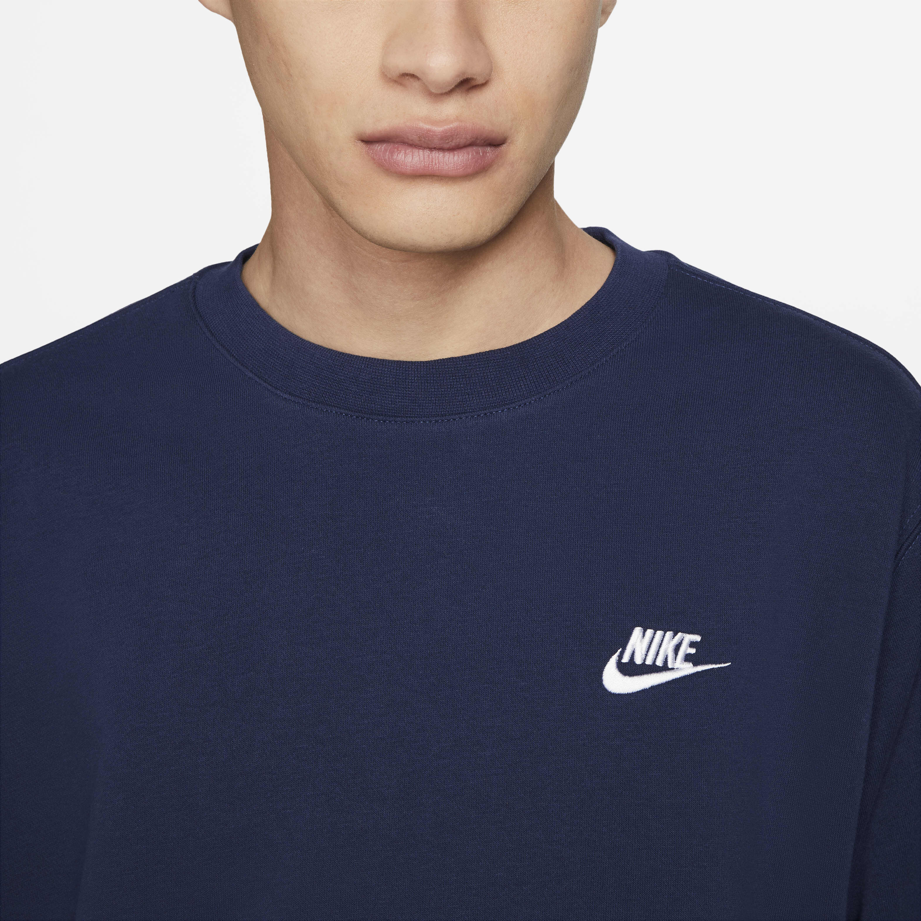 Nike Sportswear Club image number 2