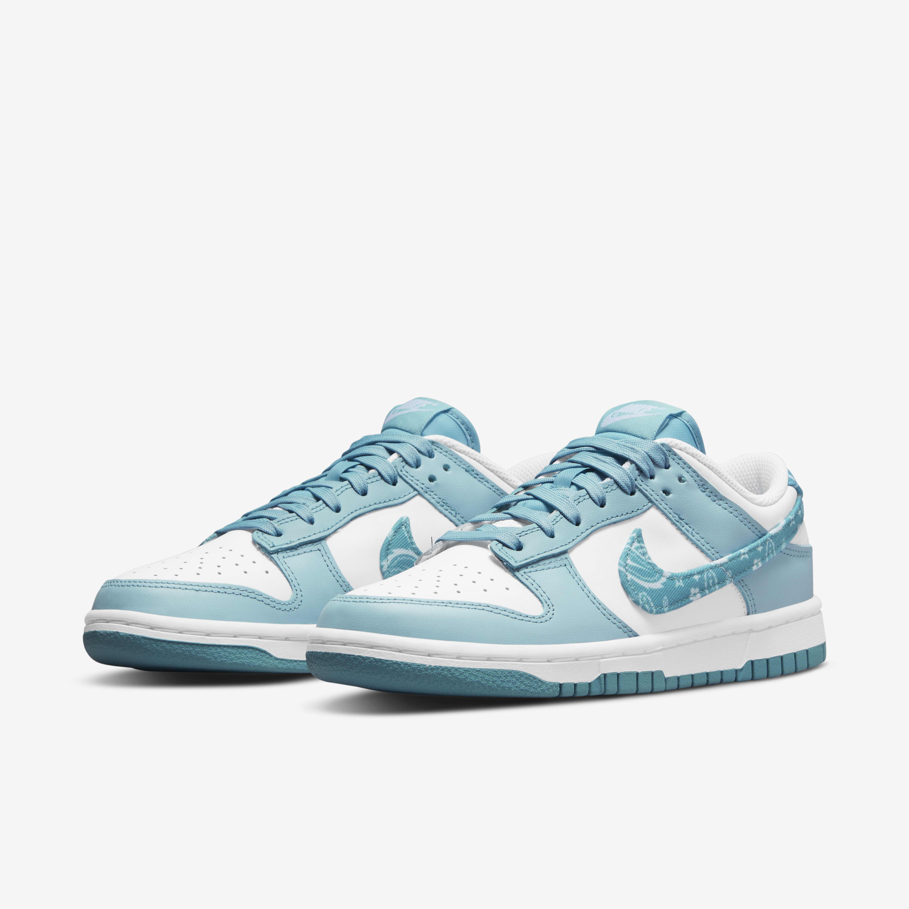 Nike Dunk Low image number 4