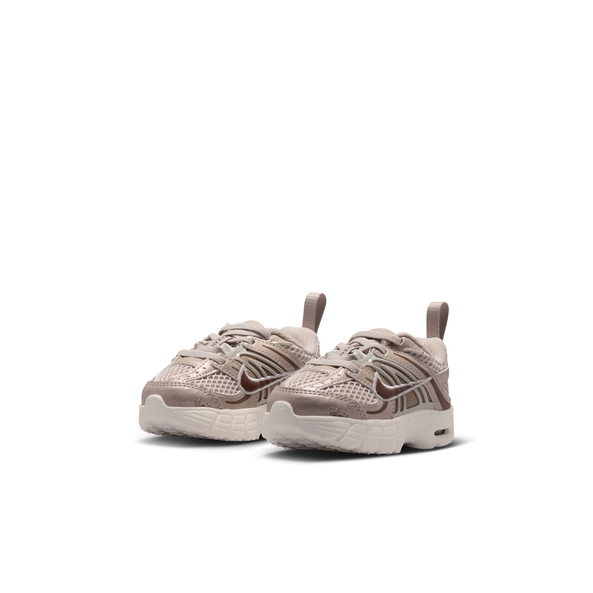 Nike Air Max Moto 2K image number 2