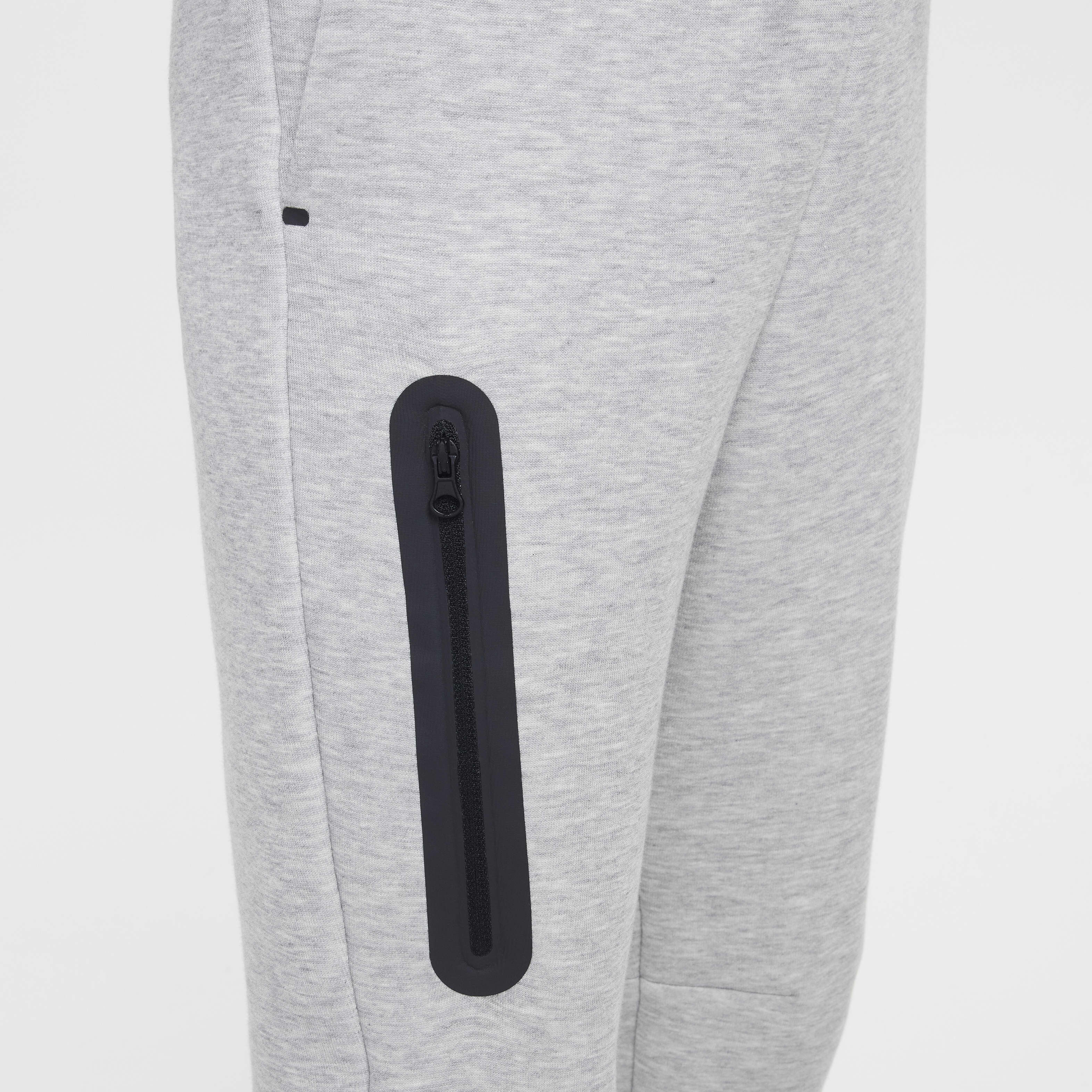 Nike Sportswear Tech Fleece image number 4