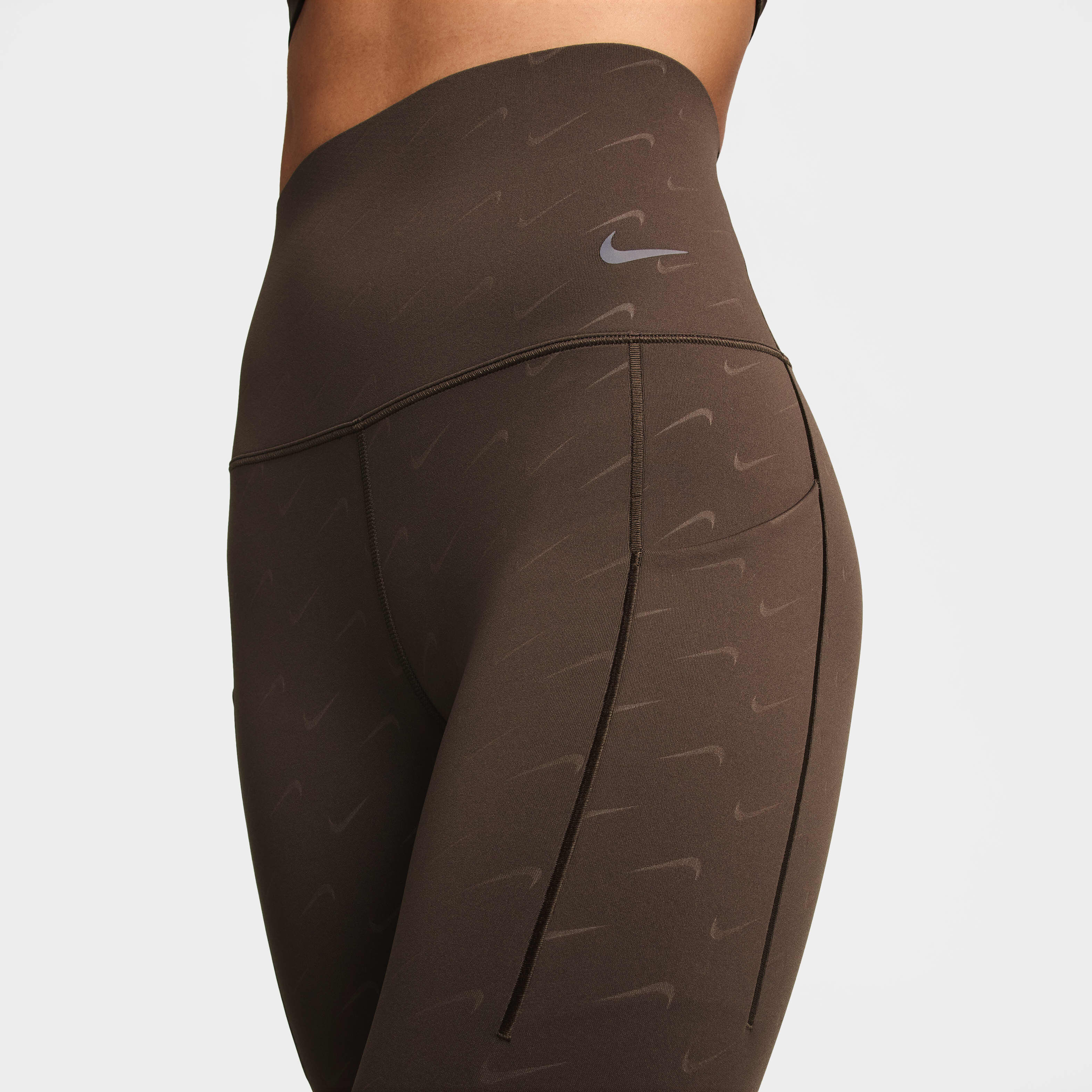 Nike Universa image number 3