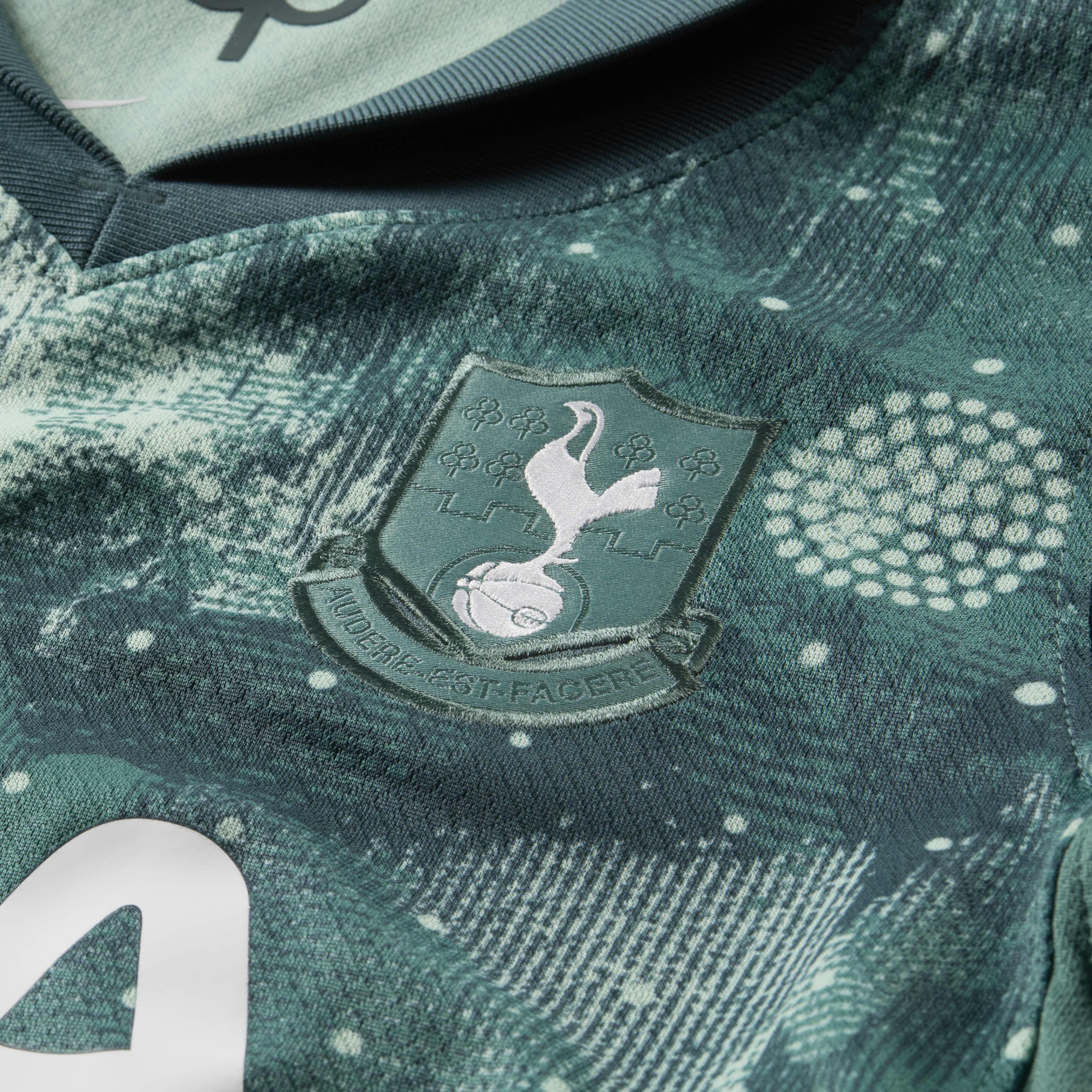 توتنهام هوتسبر 2024/25 ستيديوم البديل image number 14