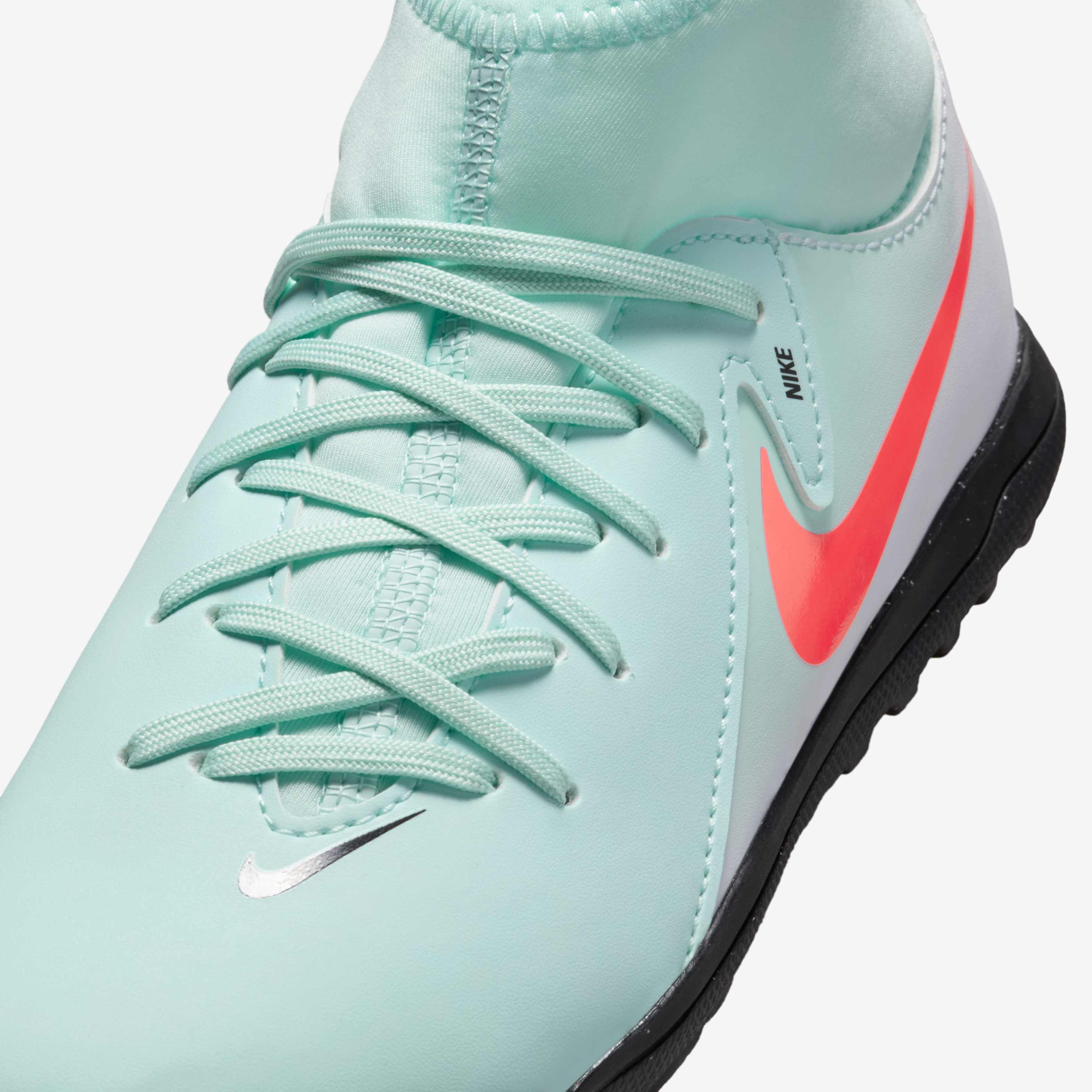 Nike Jr. Phantom Luna 2 Club image number 6