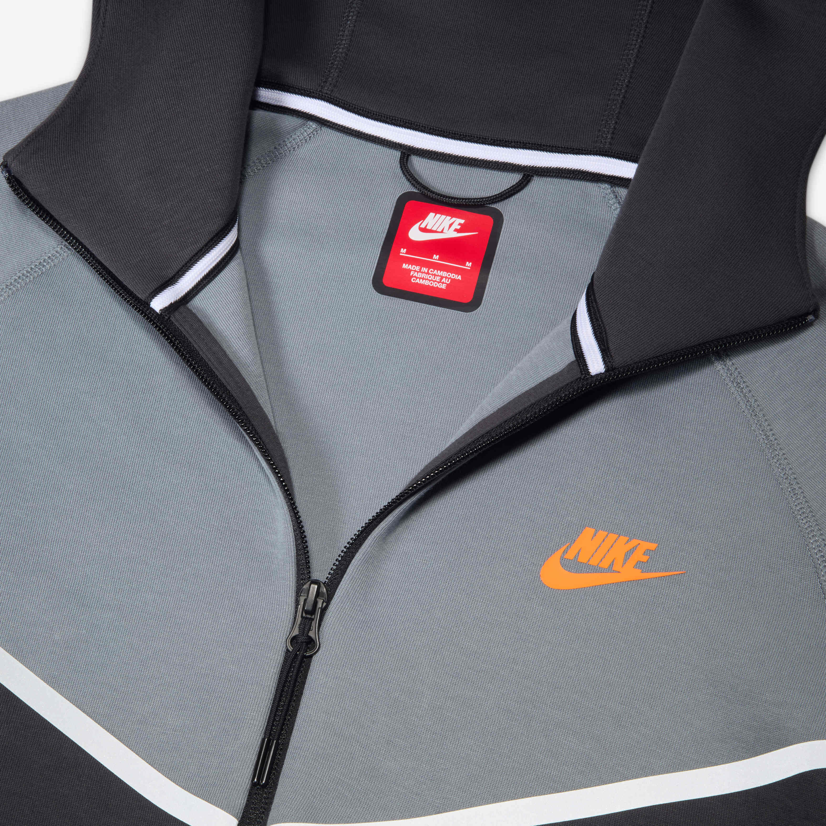 Nike Tech Windrunner image number 3