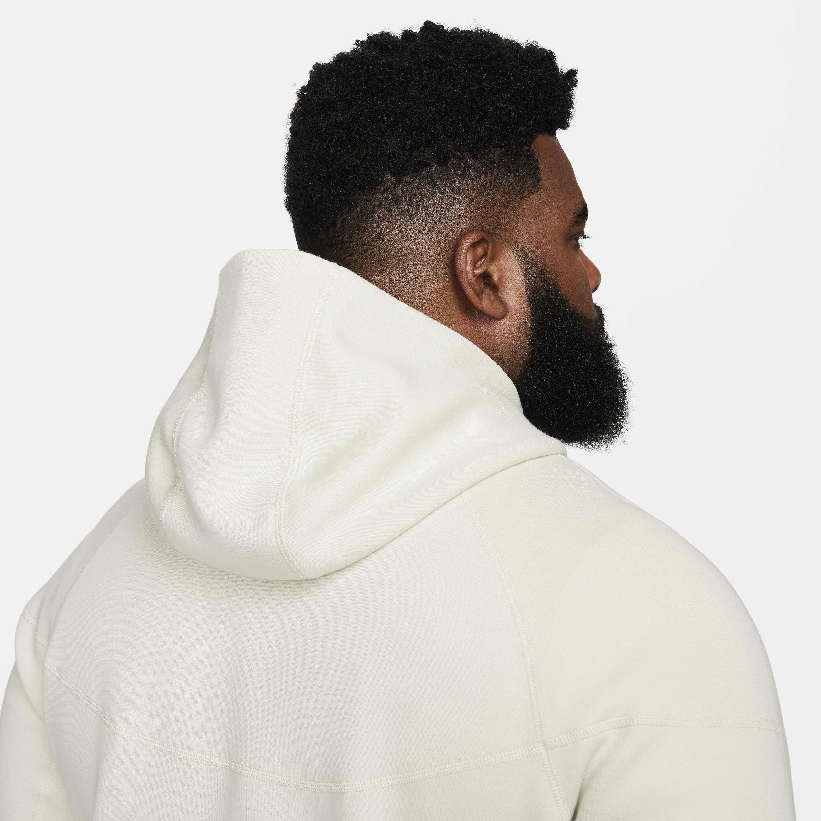 نايكي سبورتسوير تك فليس ويندرانر image number 19