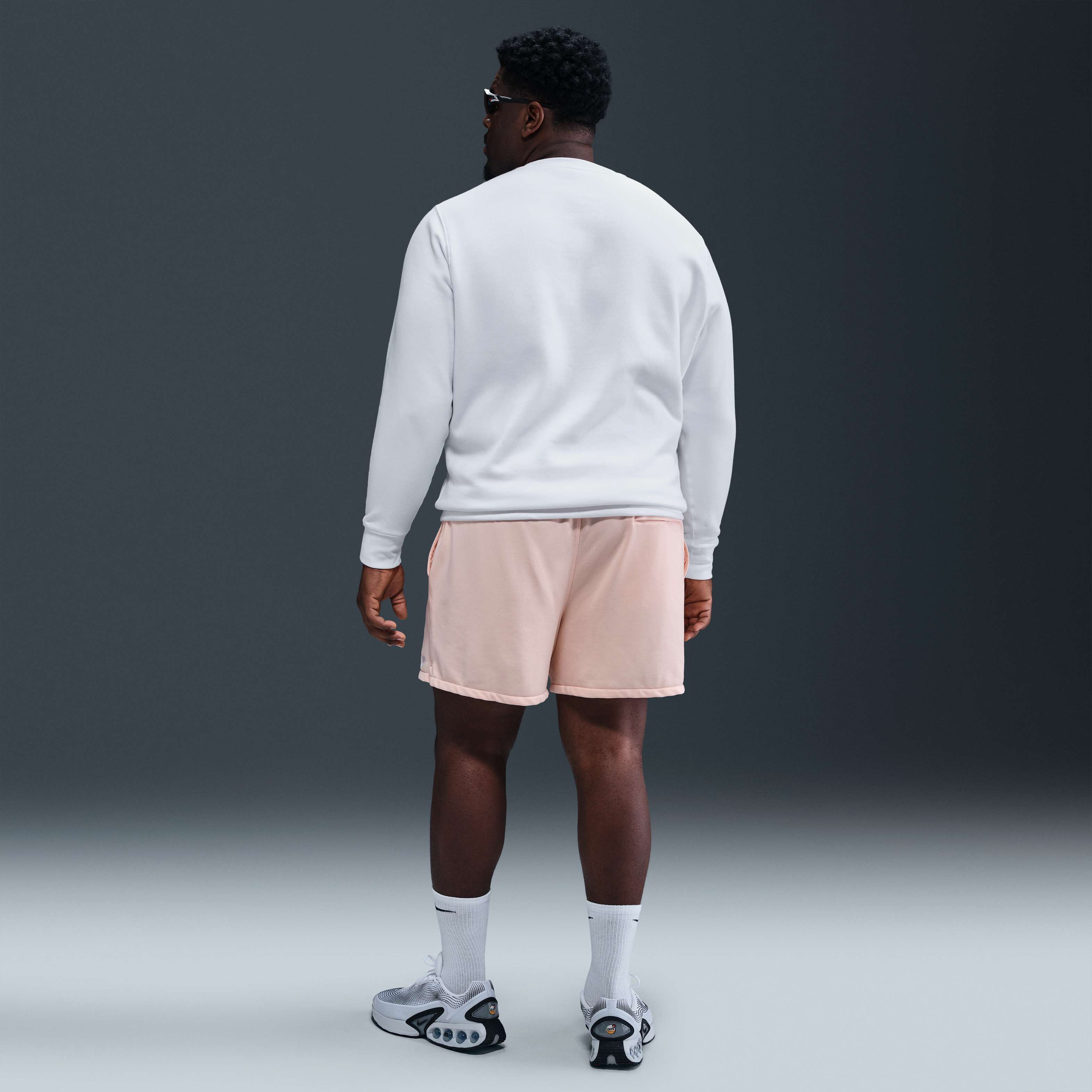 نايكي كلوب image number 9