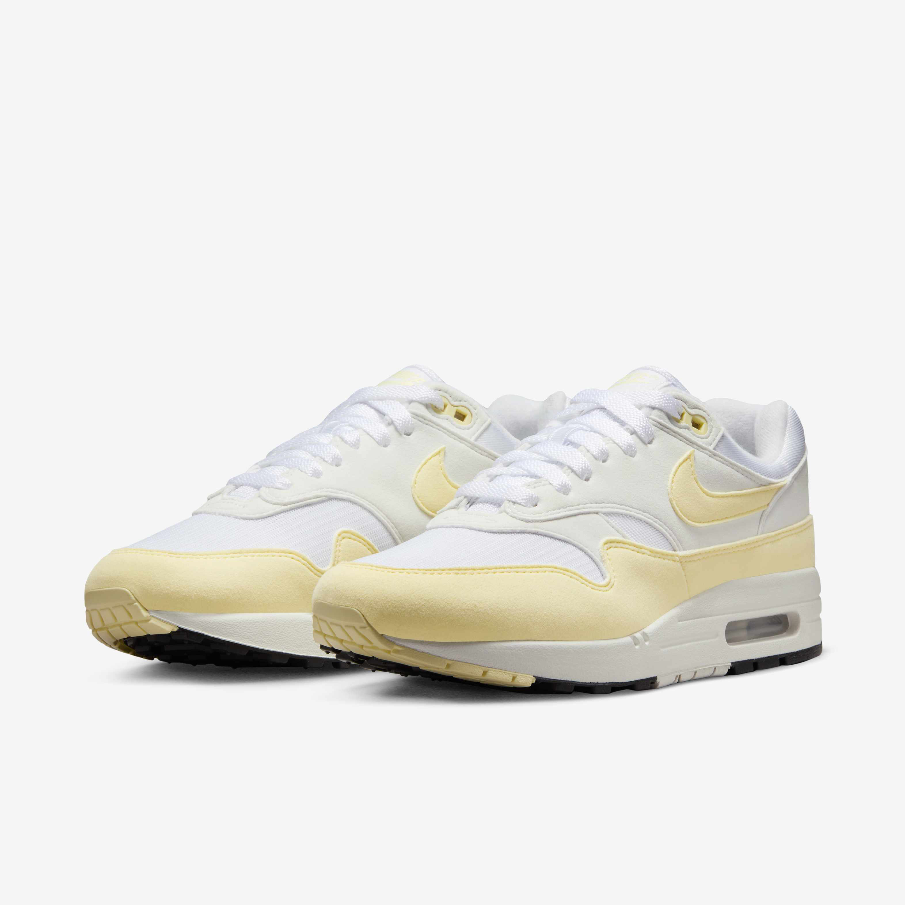 Nike Air Max 1 image number 4