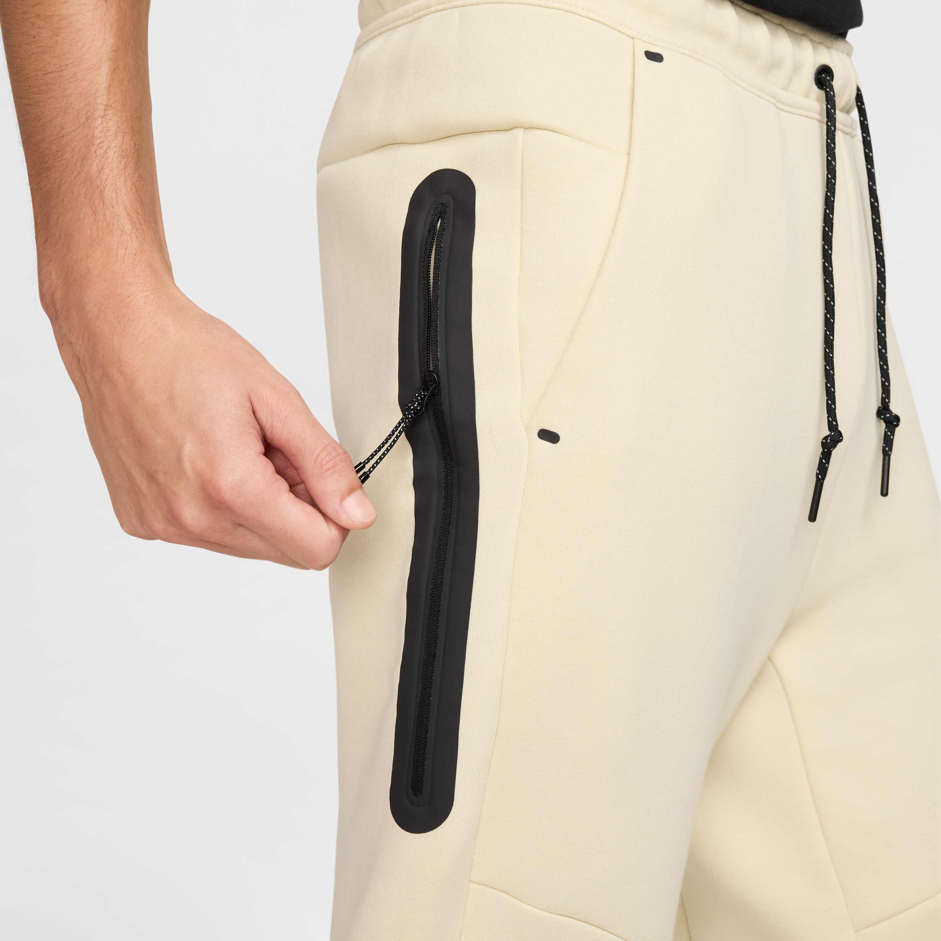 نايكي تك image number 4