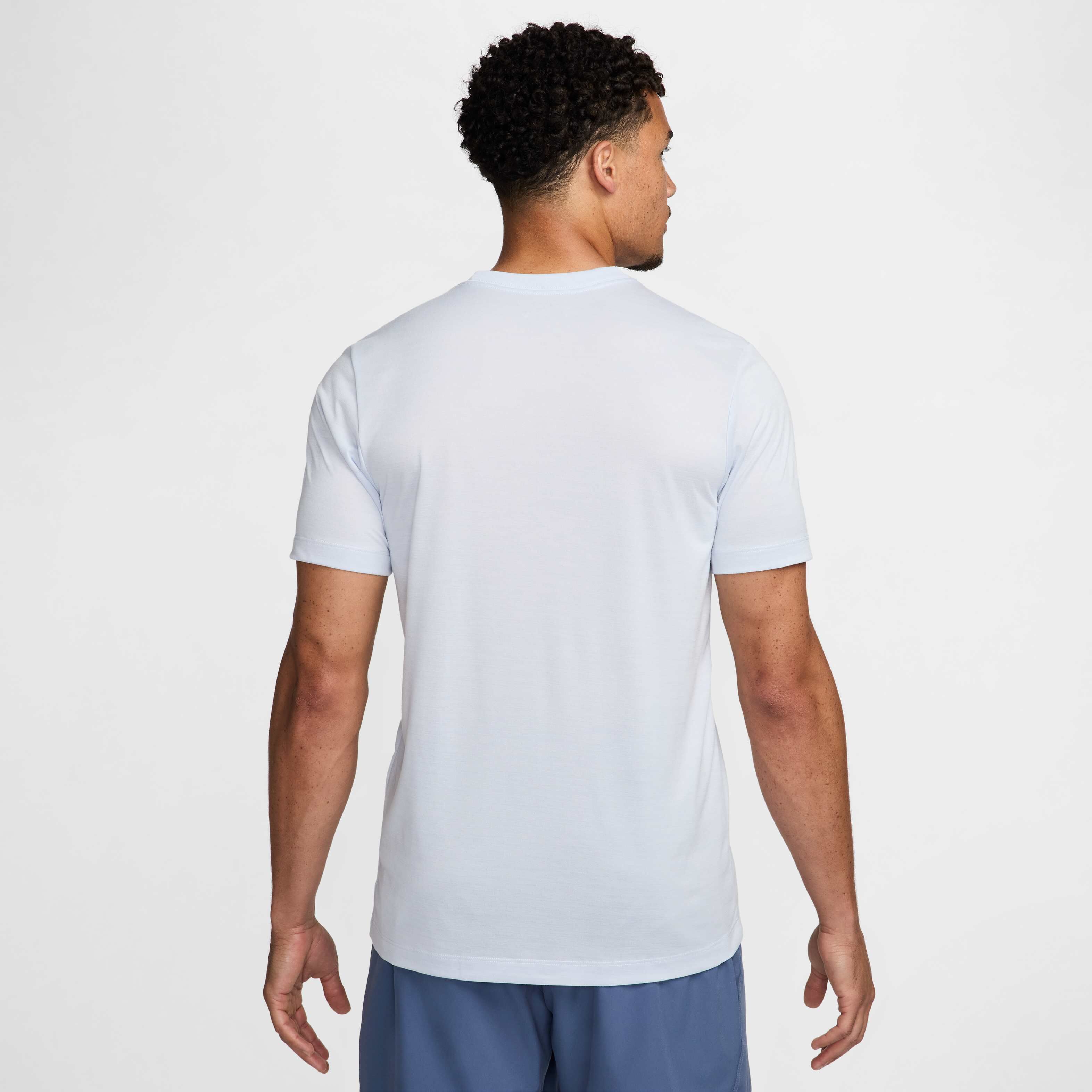 Nike Dri-FIT Legend image number 1