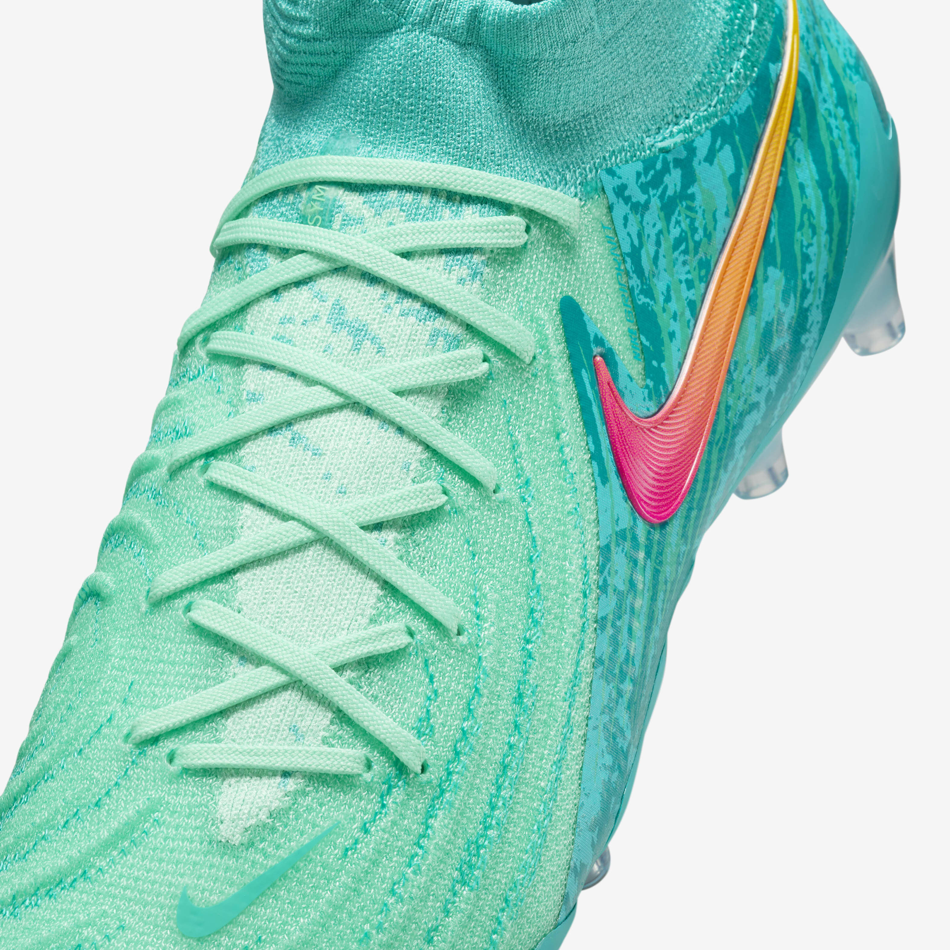 Buy Nike Phantom Luna 2 Elite LV8 AG High Top Football Boot Nike Qatar Official