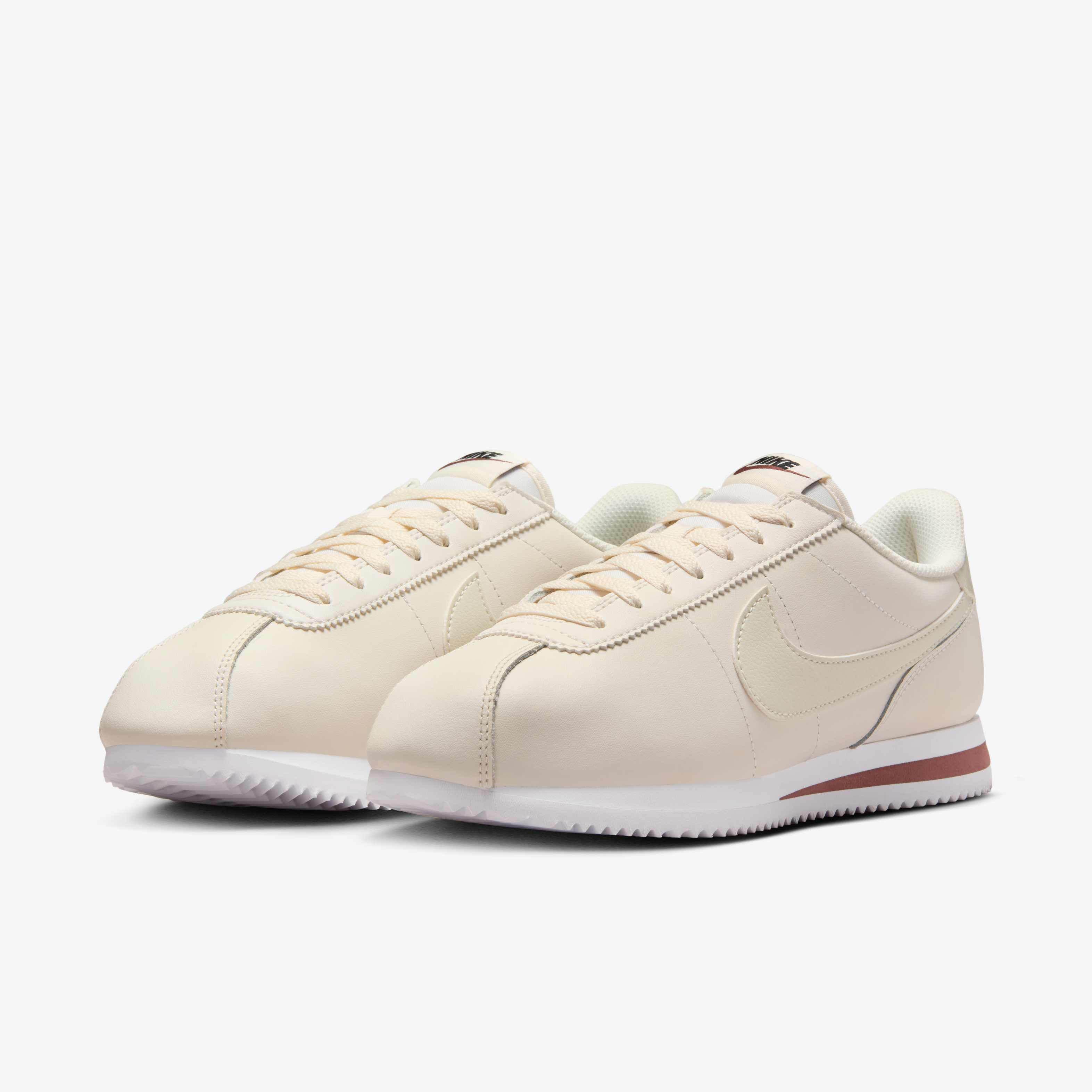 Nike Cortez Leather image number 4