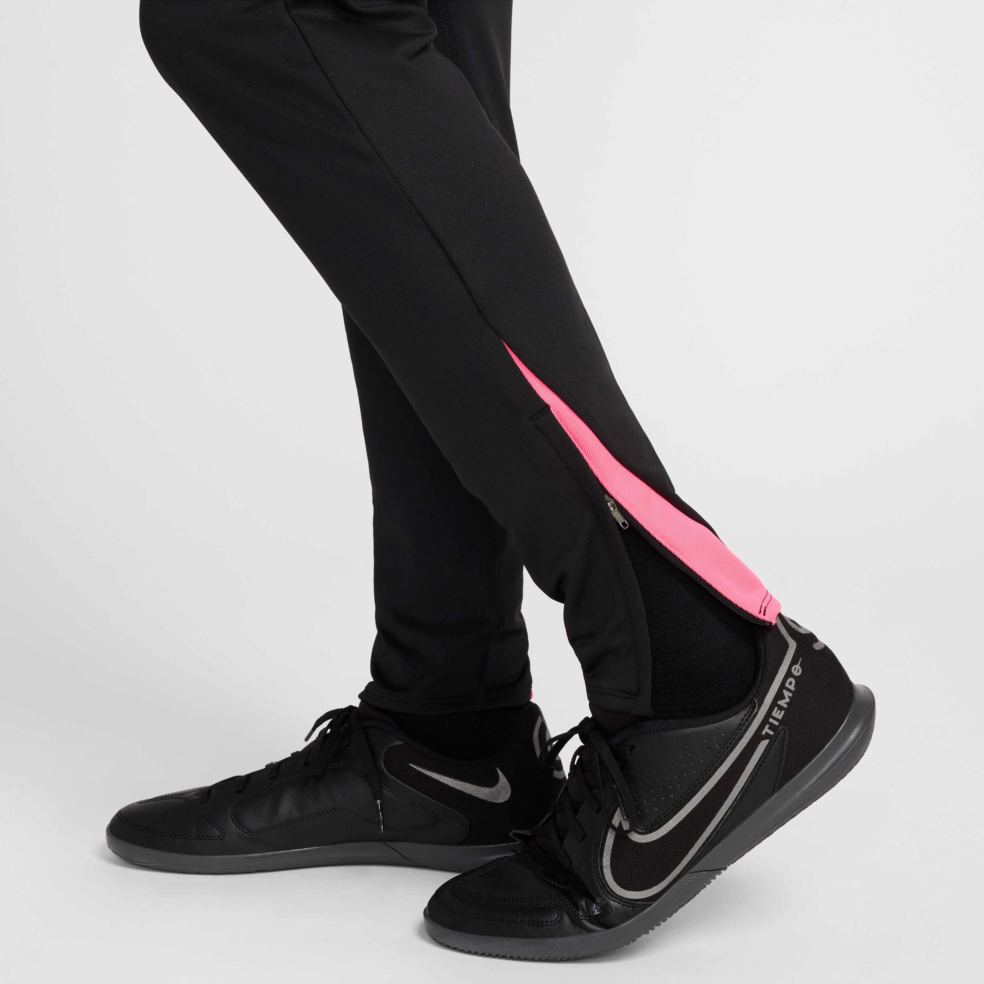 نايكي سترايك image number 4