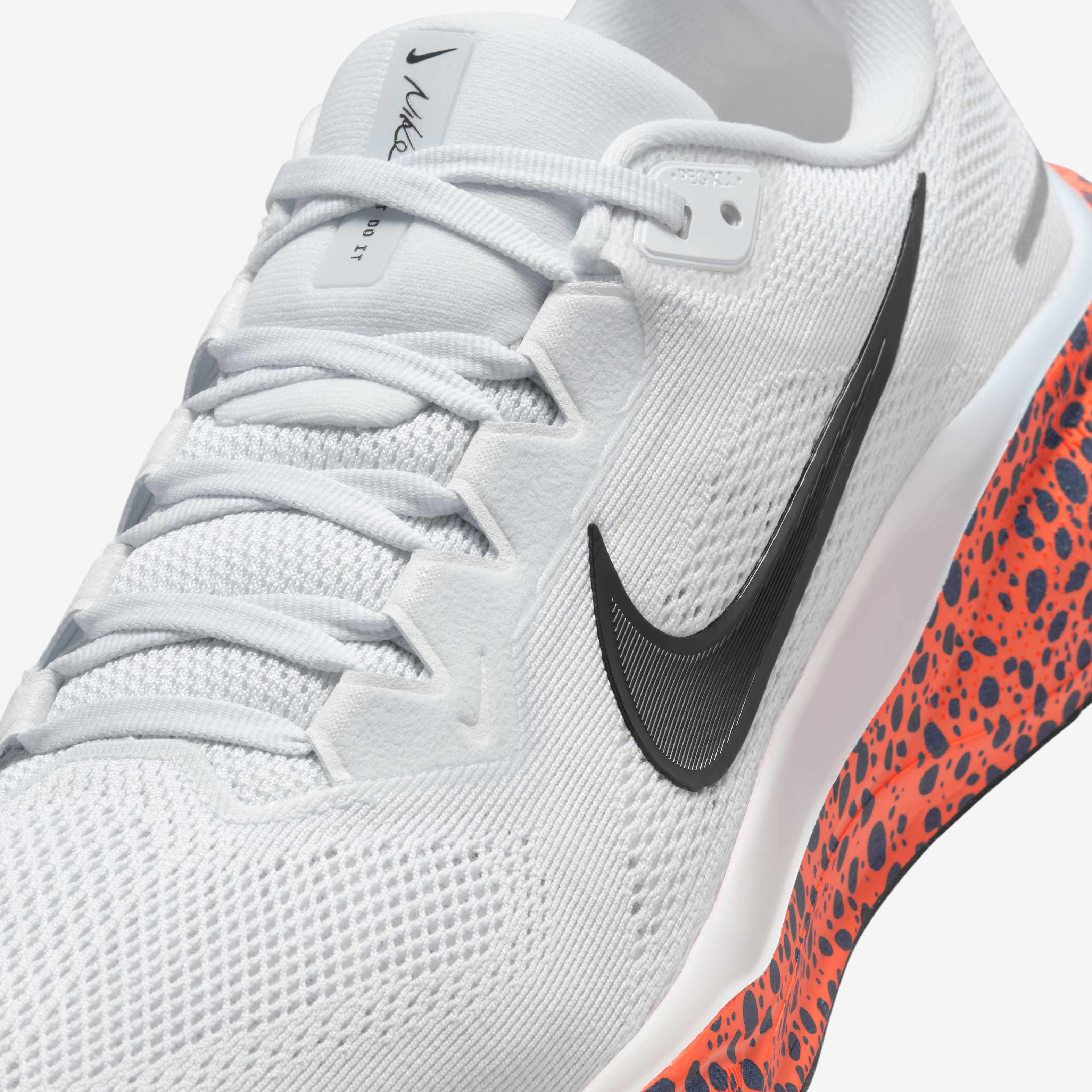 Nike Pegasus 41 Electric image number 8