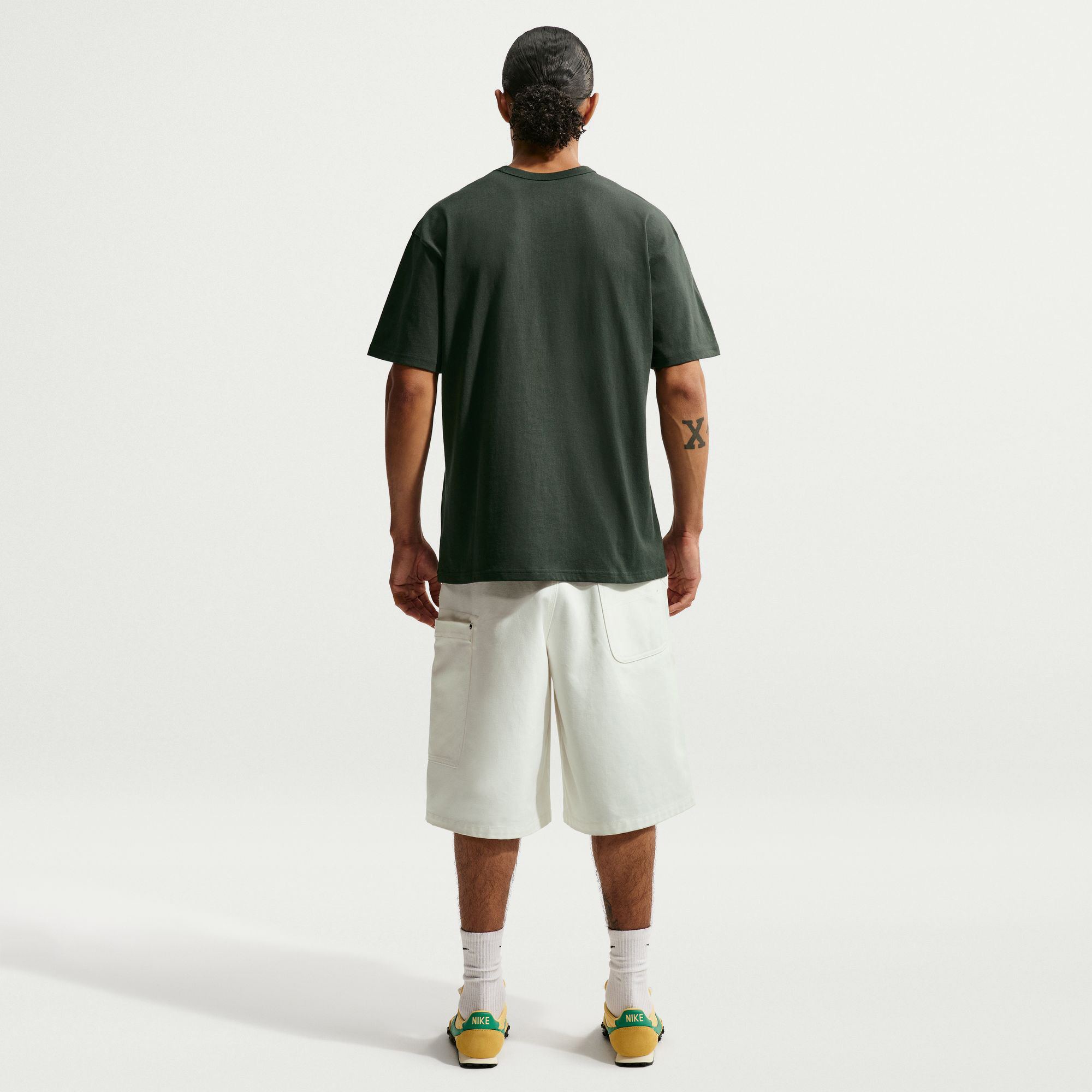 Nike Sportswear Premium Essentials image number 1
