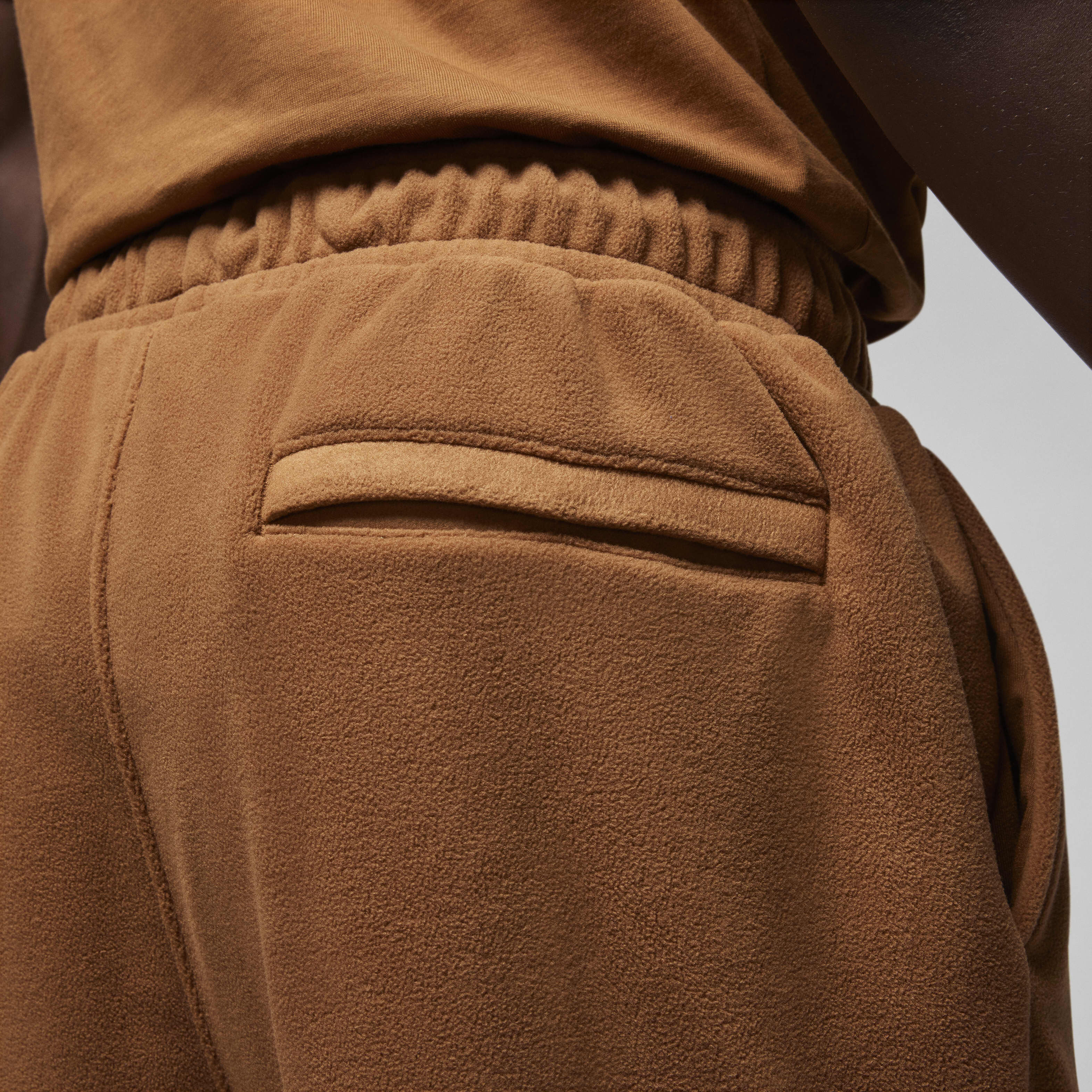 Jordan Essentials image number 3