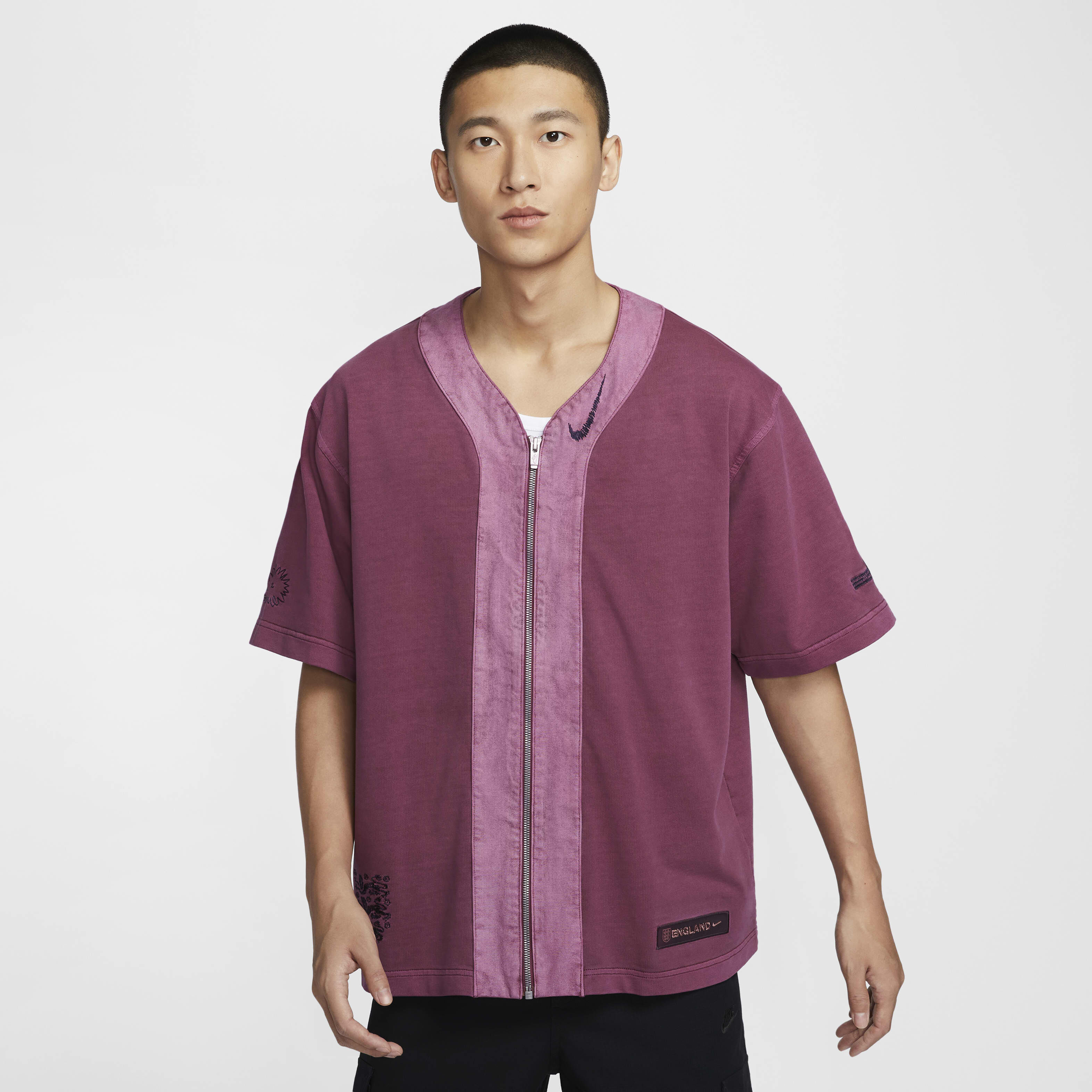 انجلترا سبورت ايسنشالز+ image number 0