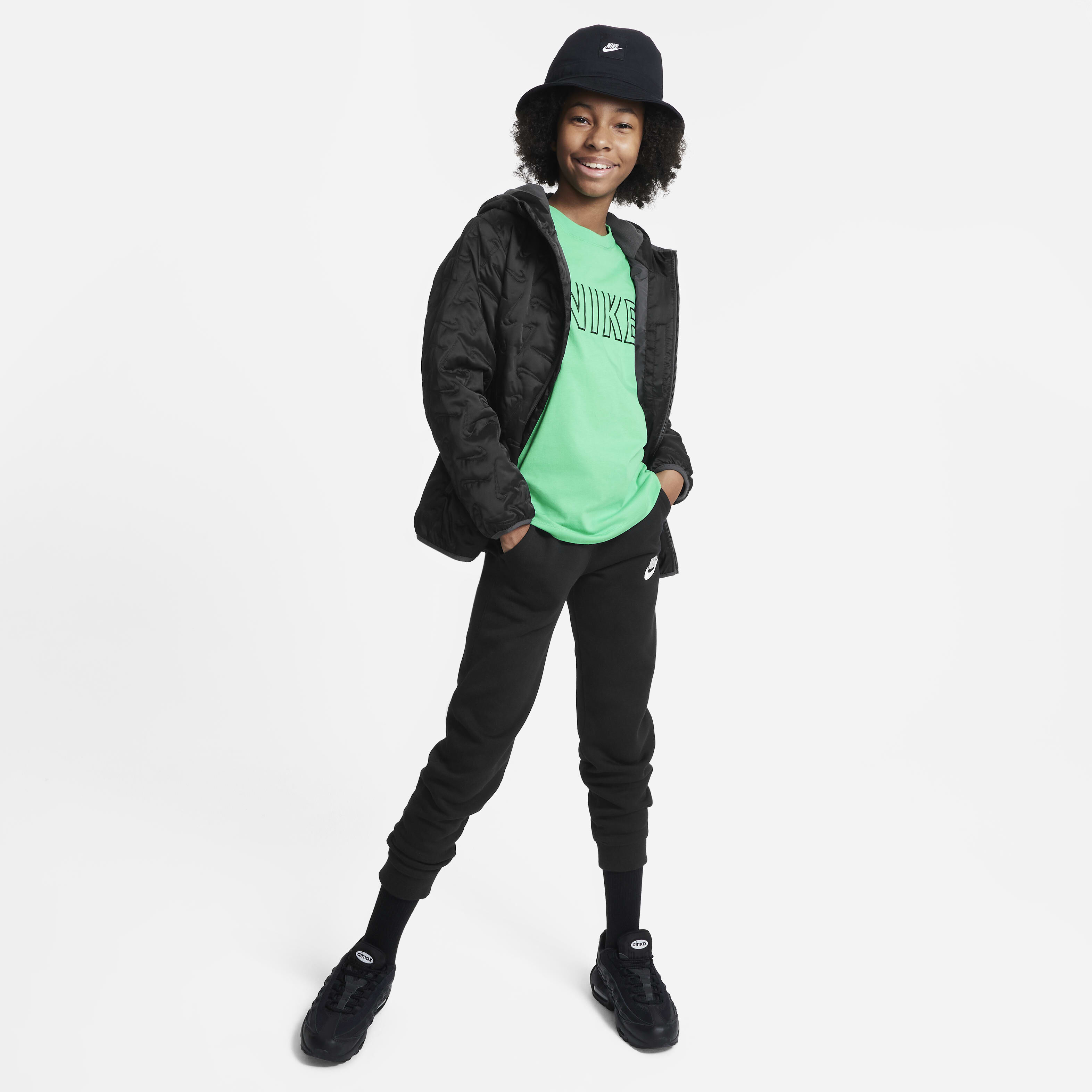 نايكي سبورتسوير image number 4