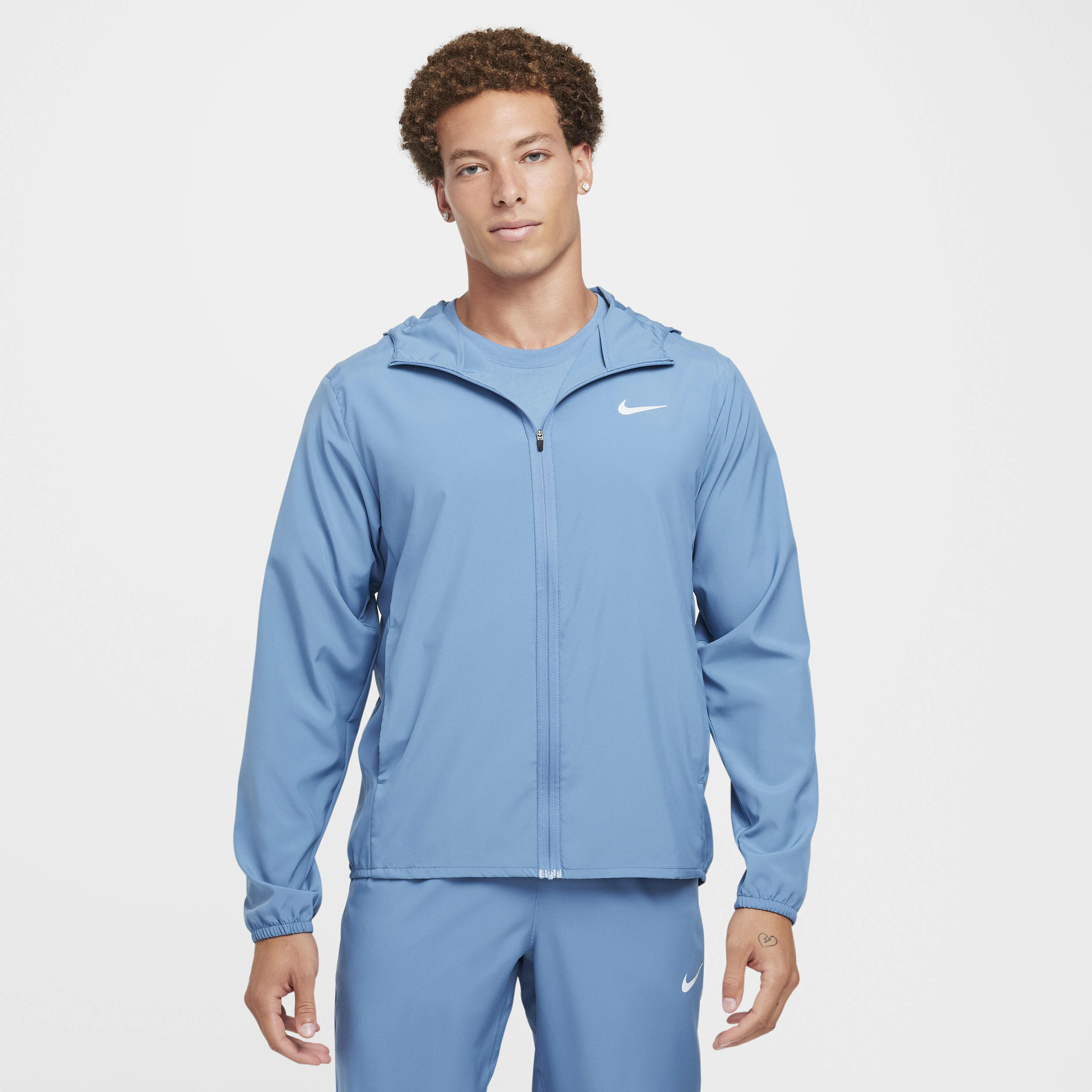 Buy Nike Form Men s Dri FIT Hooded Versatile Jacket Nike Qatar Official