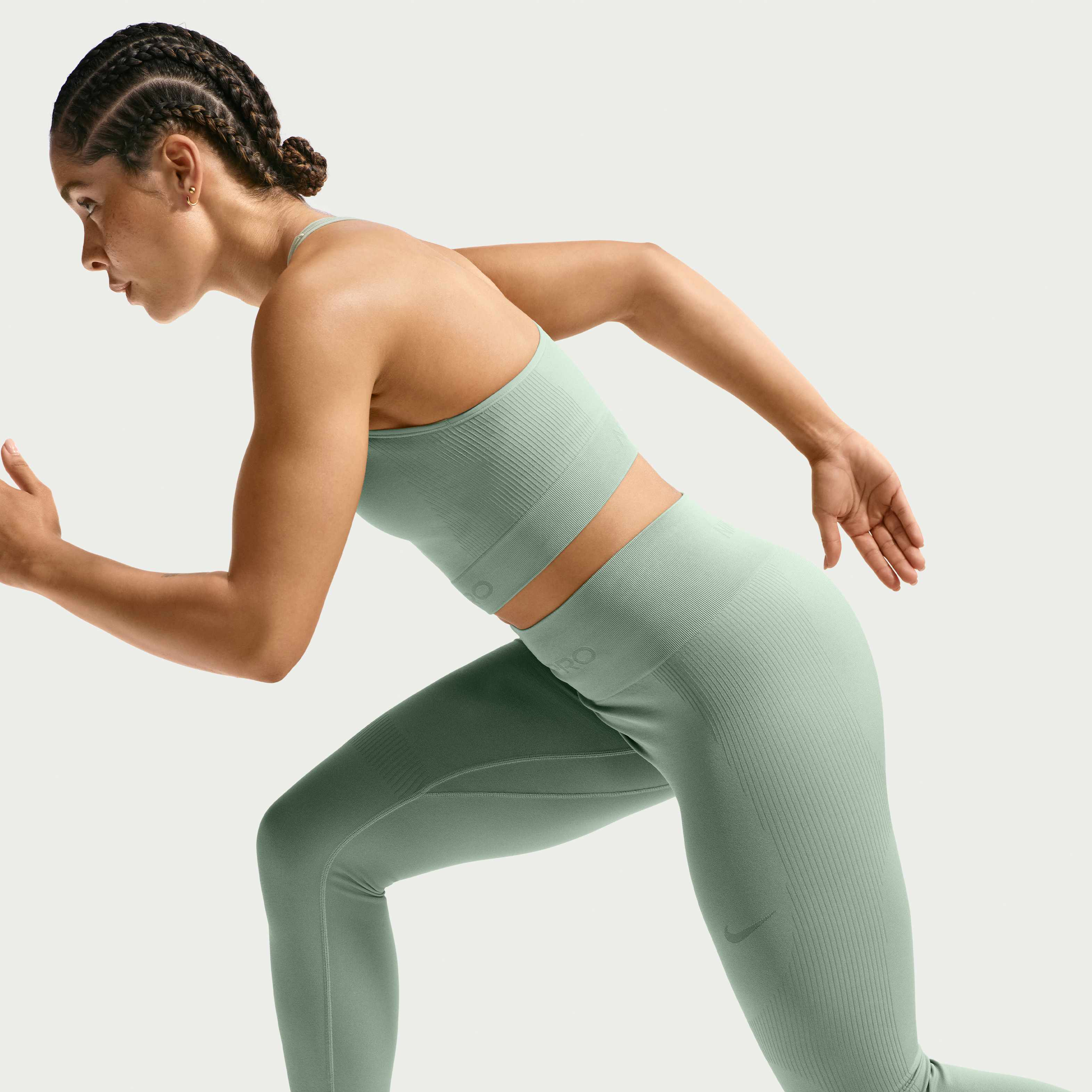 Nike Pro Seamless image number 3