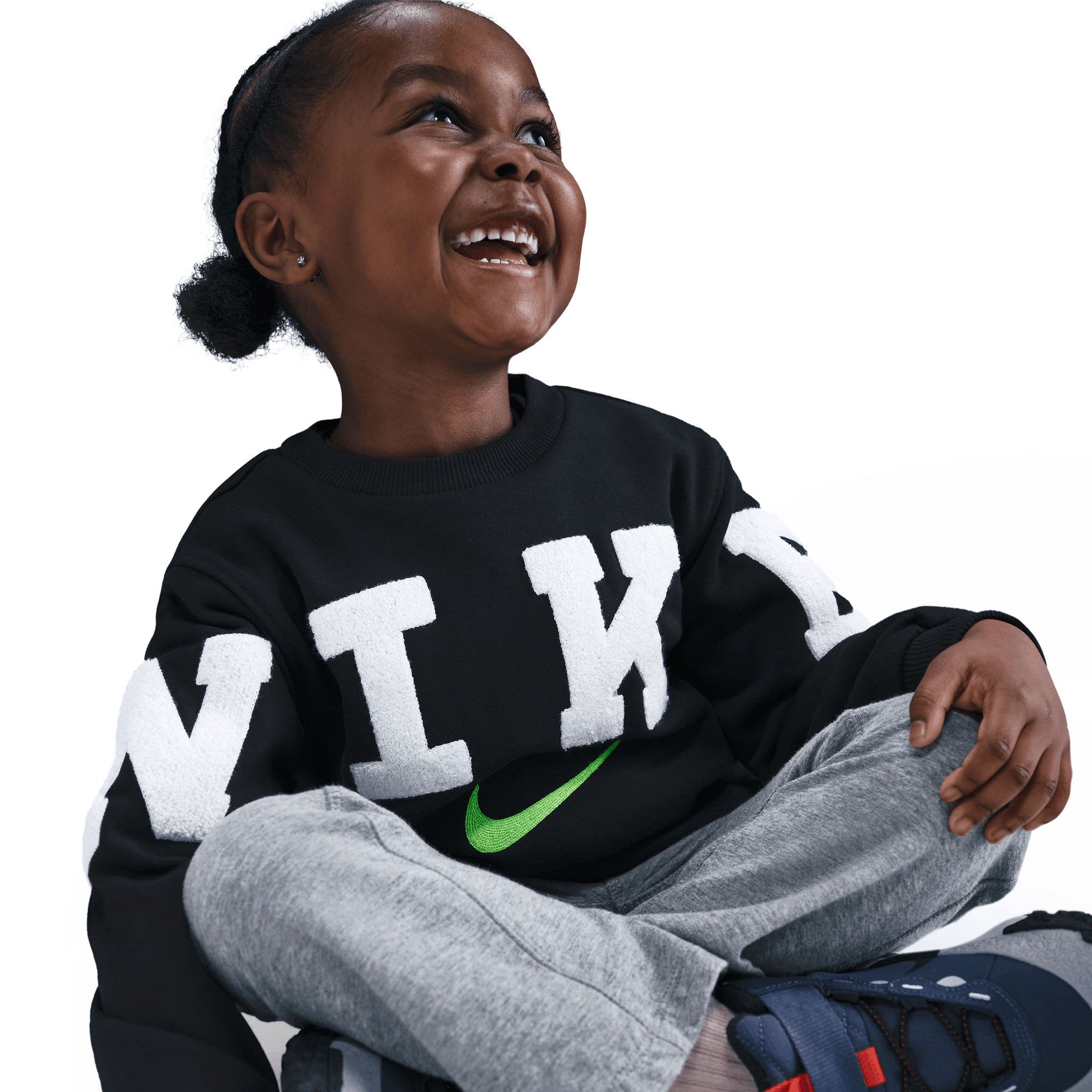 نايكي كلوب image number 6