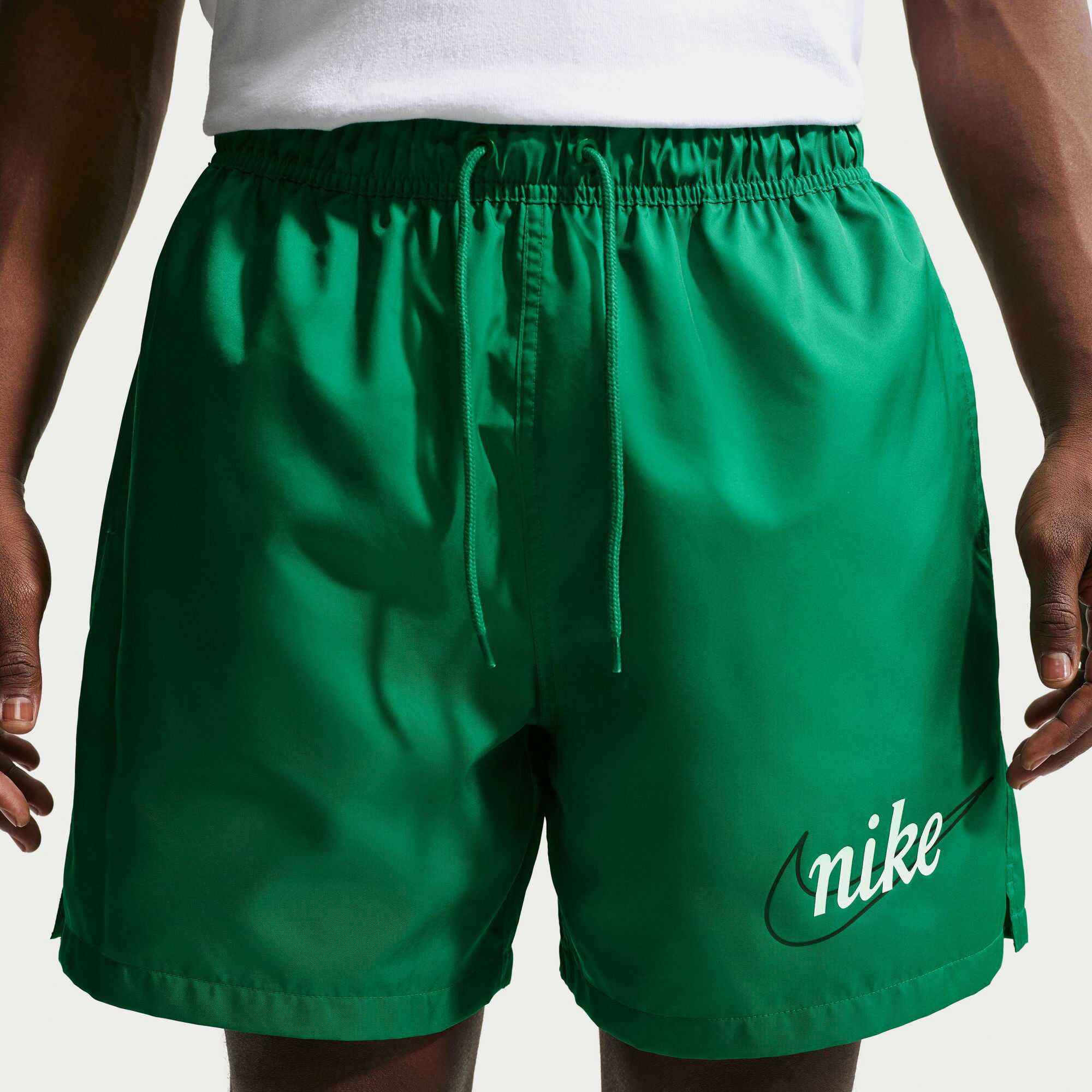 Nike Sportswear Club image number 2