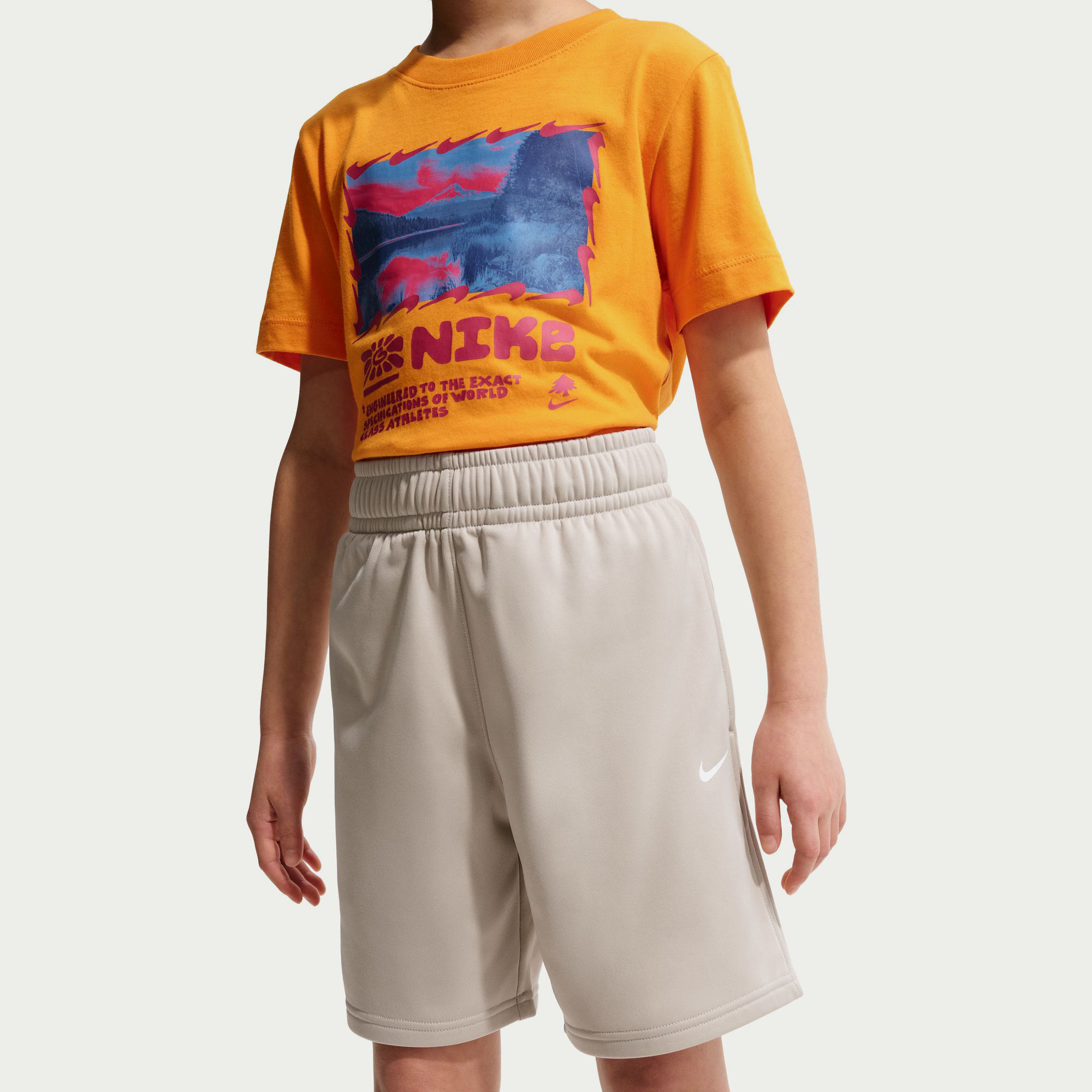 نايكي سبورتسوير image number 3