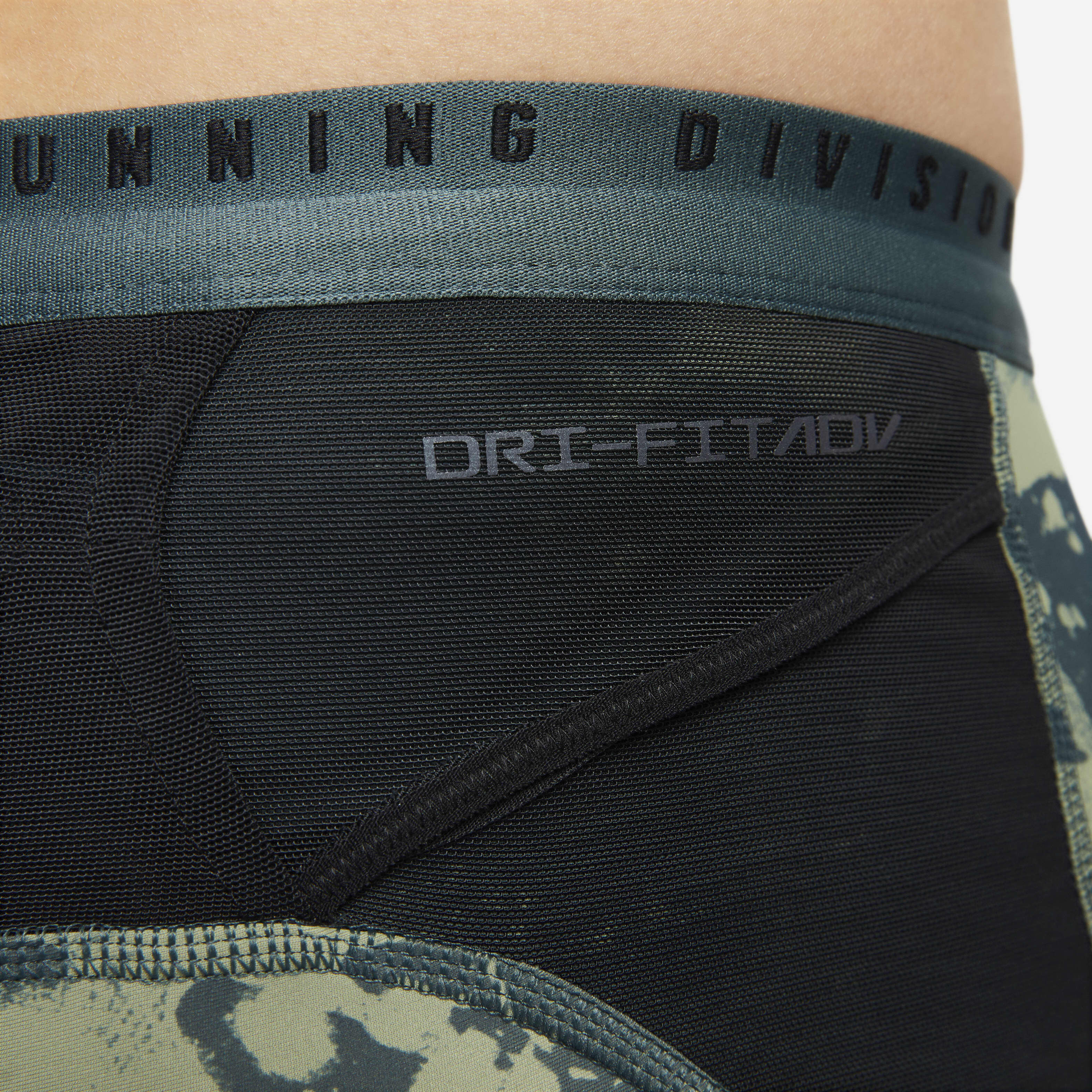 نايكي دراي-فت ADV رن ديفجن بيناكل image number 4