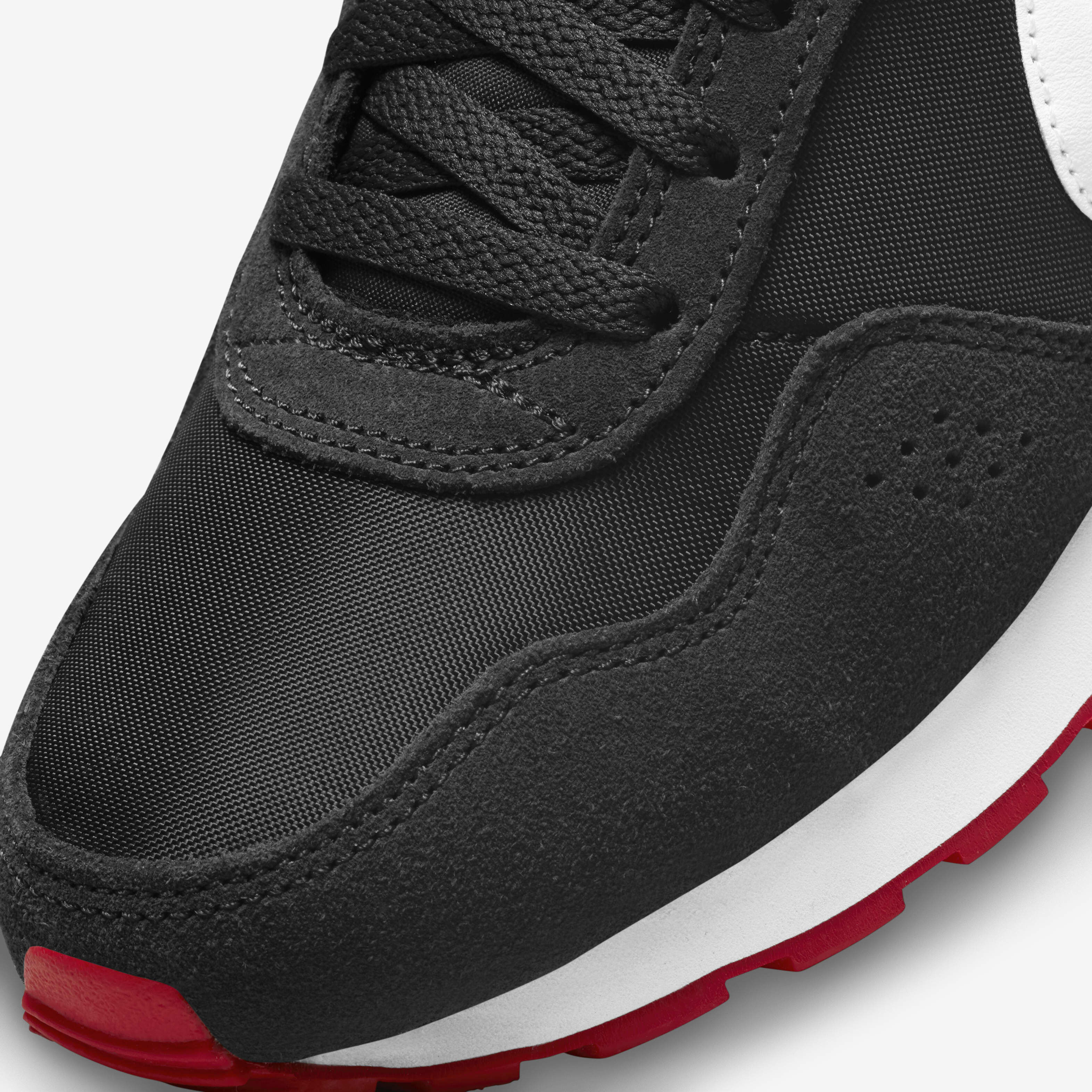 نايكي ام دي فاليانت image number 6