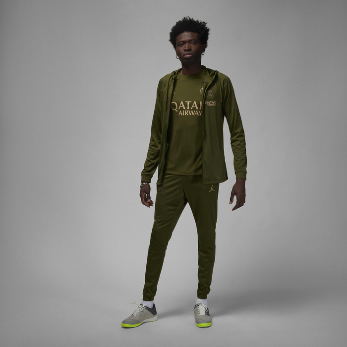 باريس سان جيرمان سترايك البديل image number 11 باريس سان جيرمان سترايك البديل image number 11