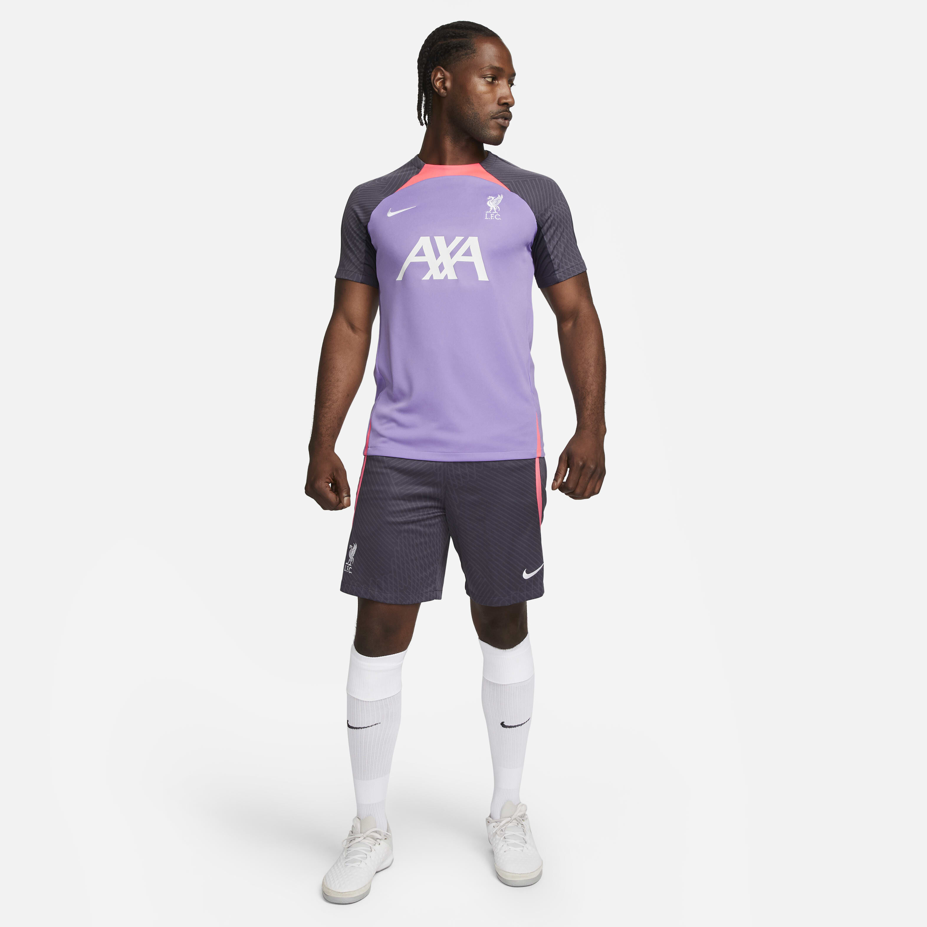 Liverpool F.C. Strike Third image number 7