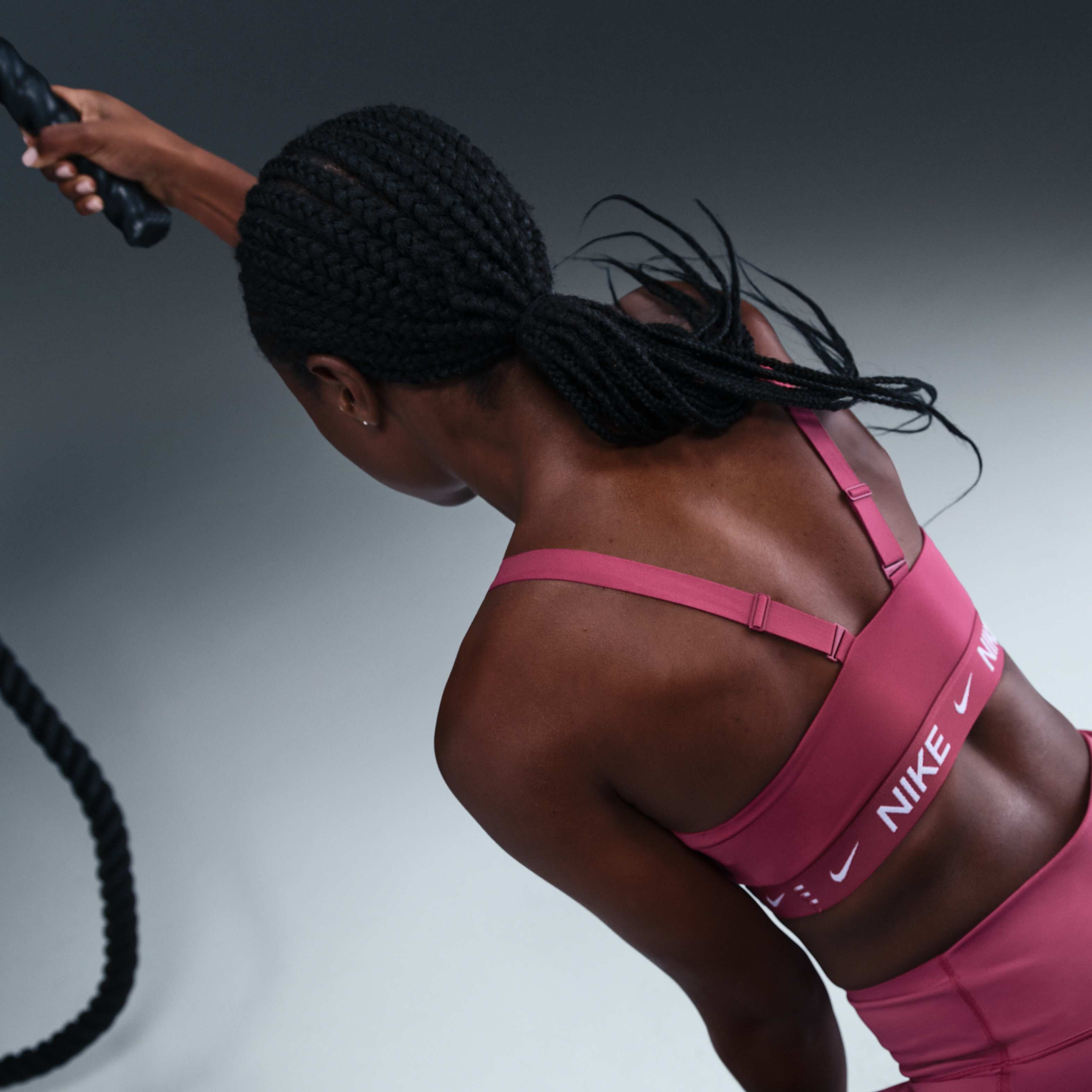 Nike Indy Medium-Support image number 2