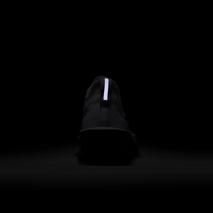 نايكي الفافلاي 3 image number 8 نايكي الفافلاي 3 image number 8