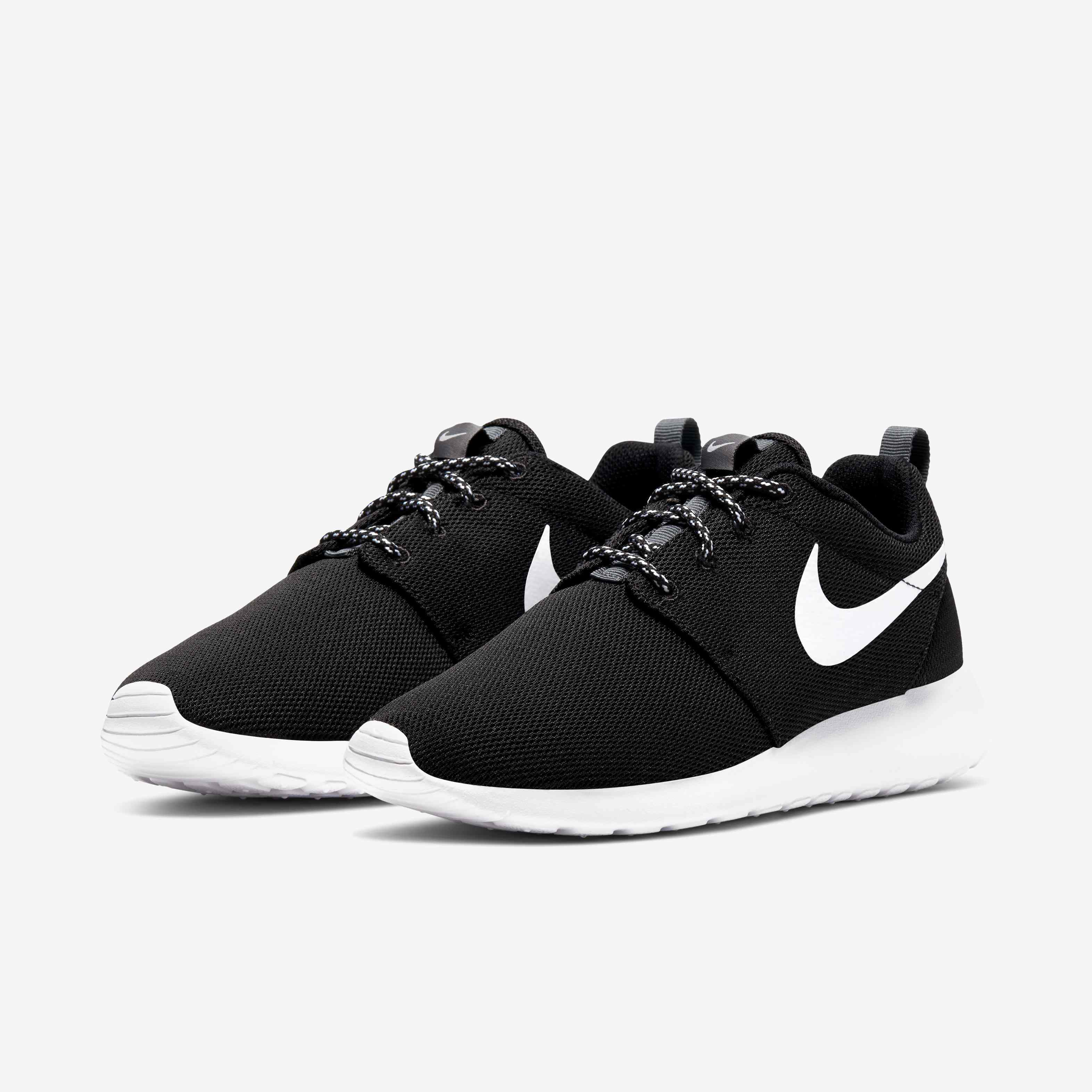 Nike Roshe One image number 4
