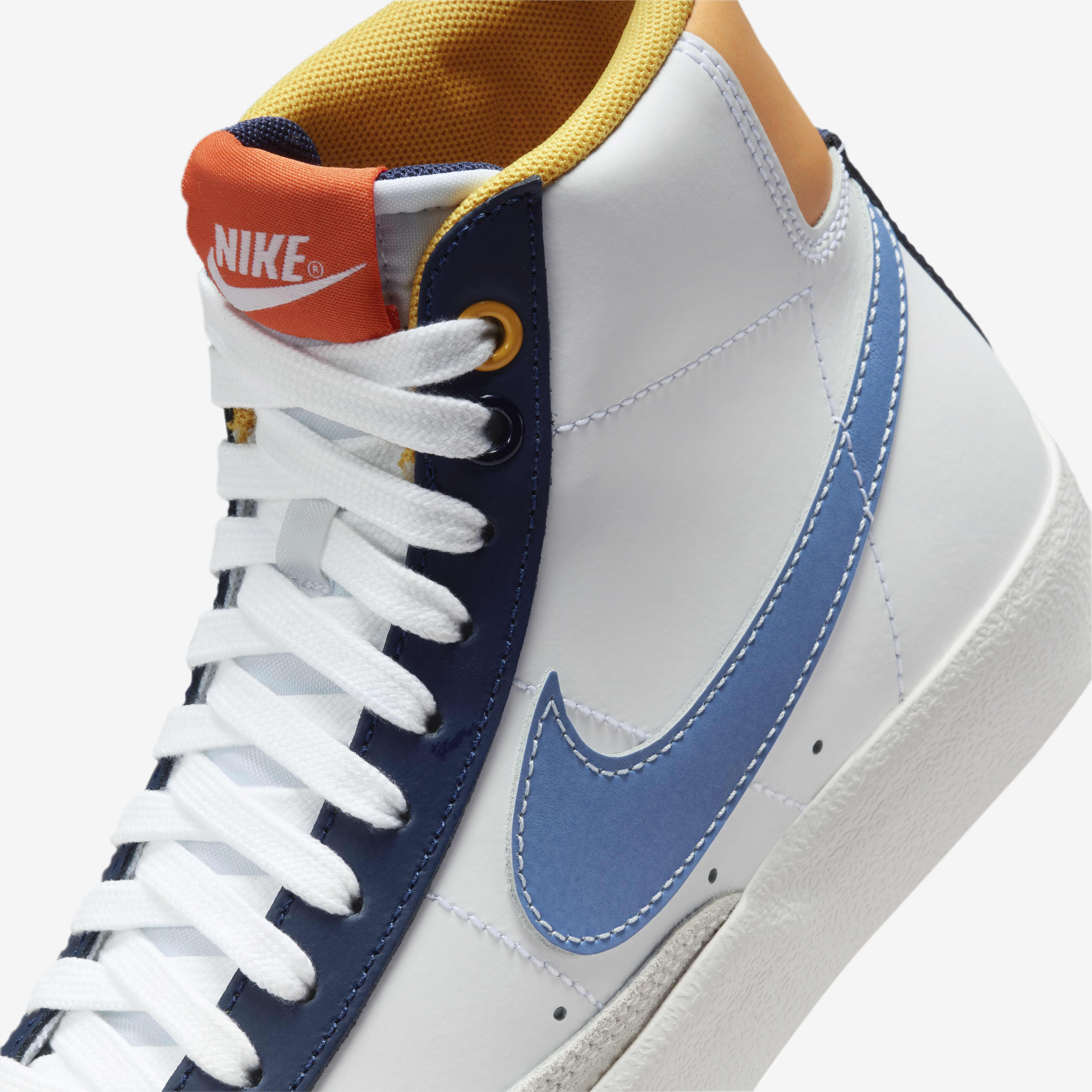 Nike Blazer Mid '77 image number 9